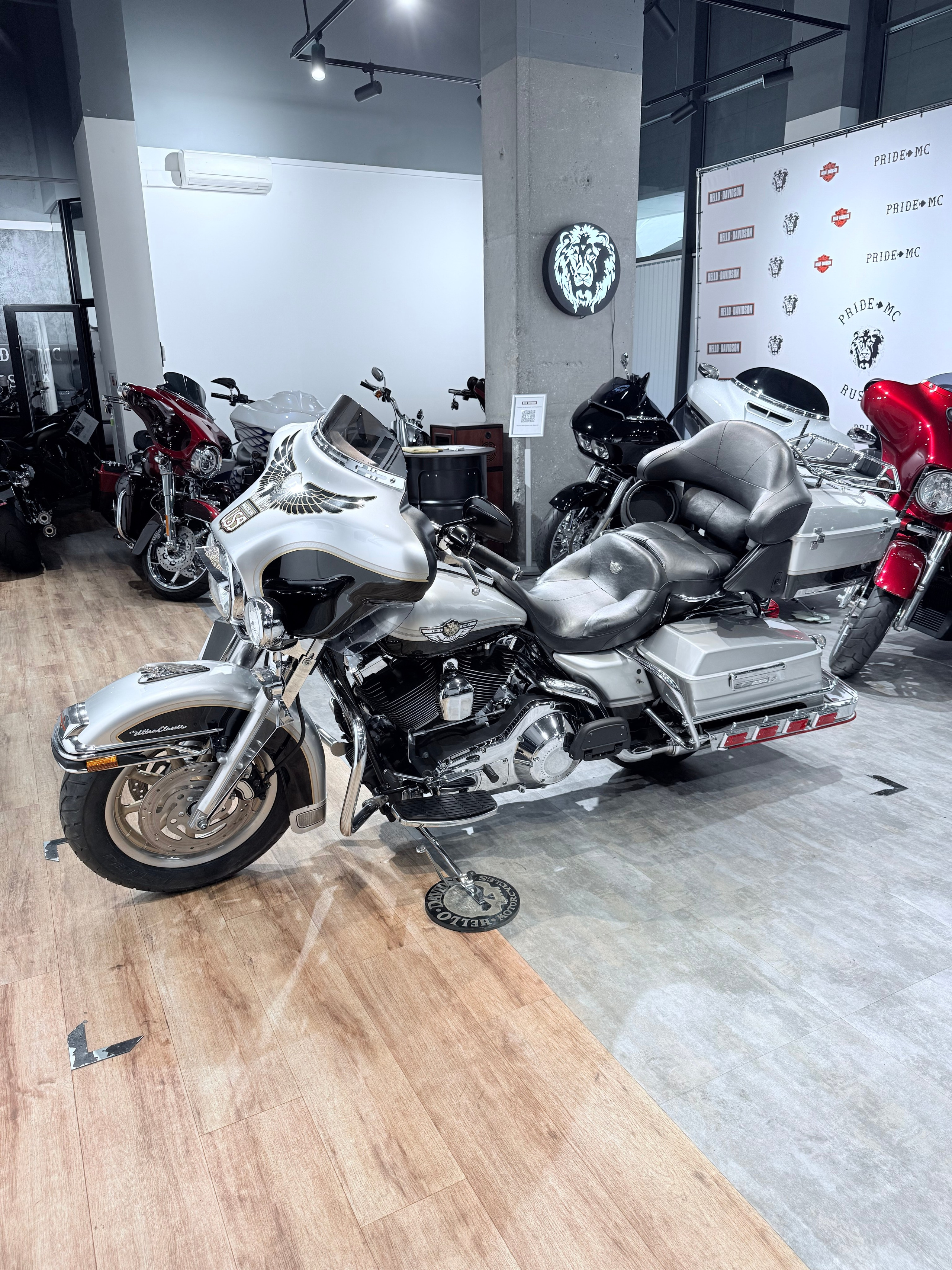 Electra Glide (100 Years Edition). Hello Davidson, Москва. Только хорошие мотоциклы…