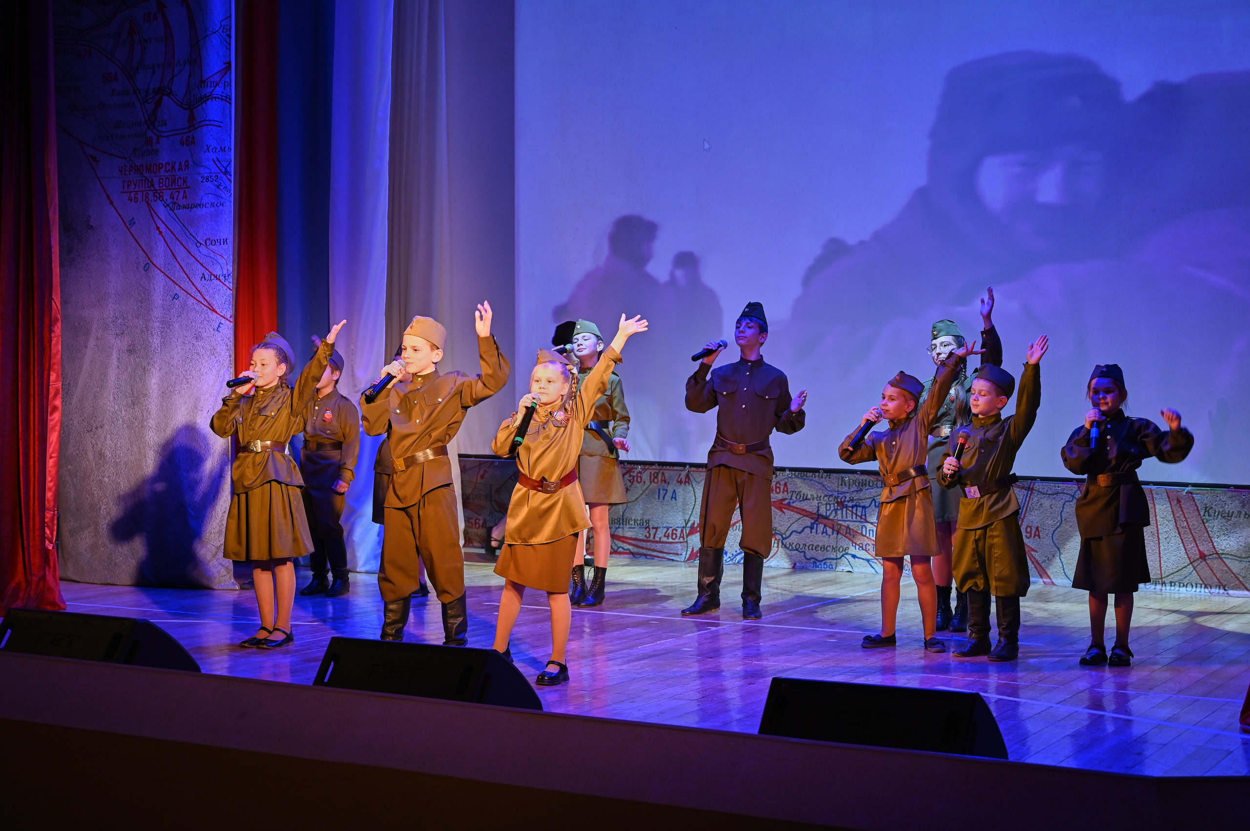 9 мая в ДК КАбардинки. Жизнь курорта Кабардинка в фотографиях