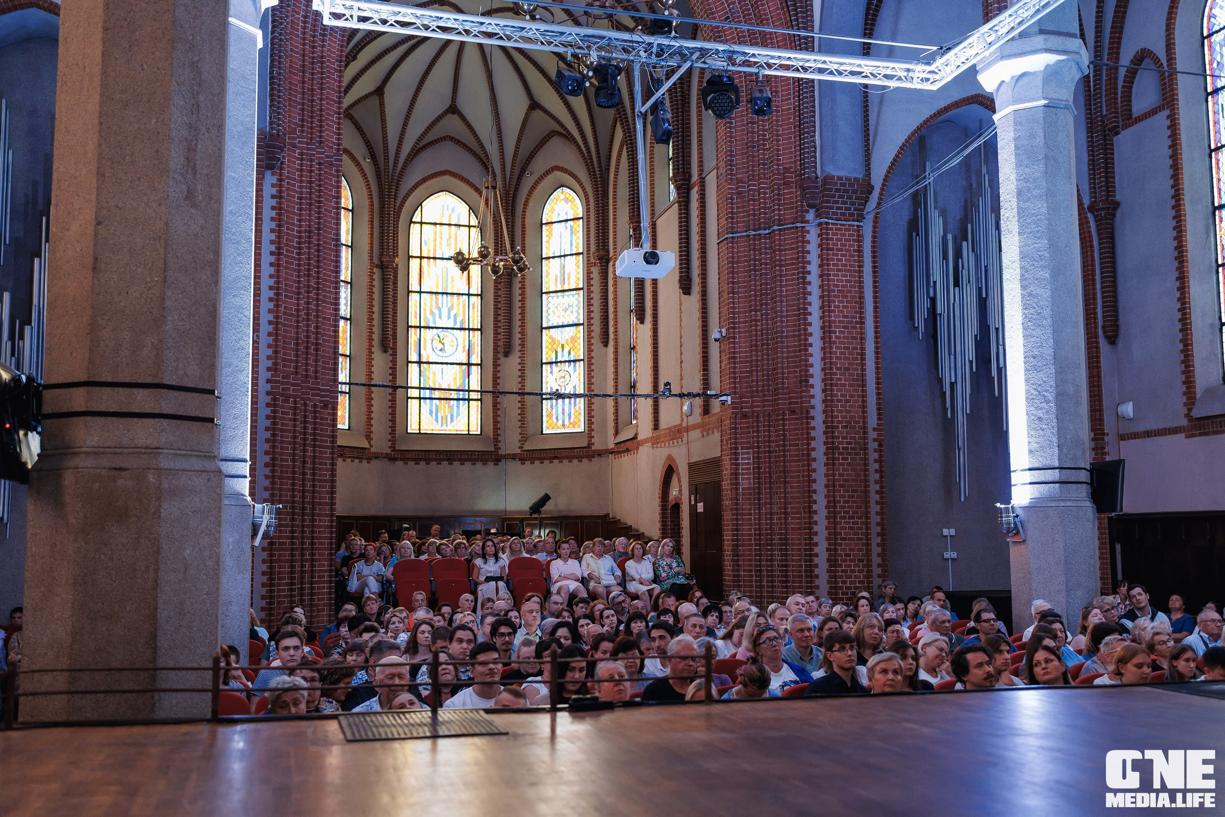 Фоторепортаж из Калининградской филармонии. One Media Life: фоторепортажи, фотоотчеты с мероприятий и заведений