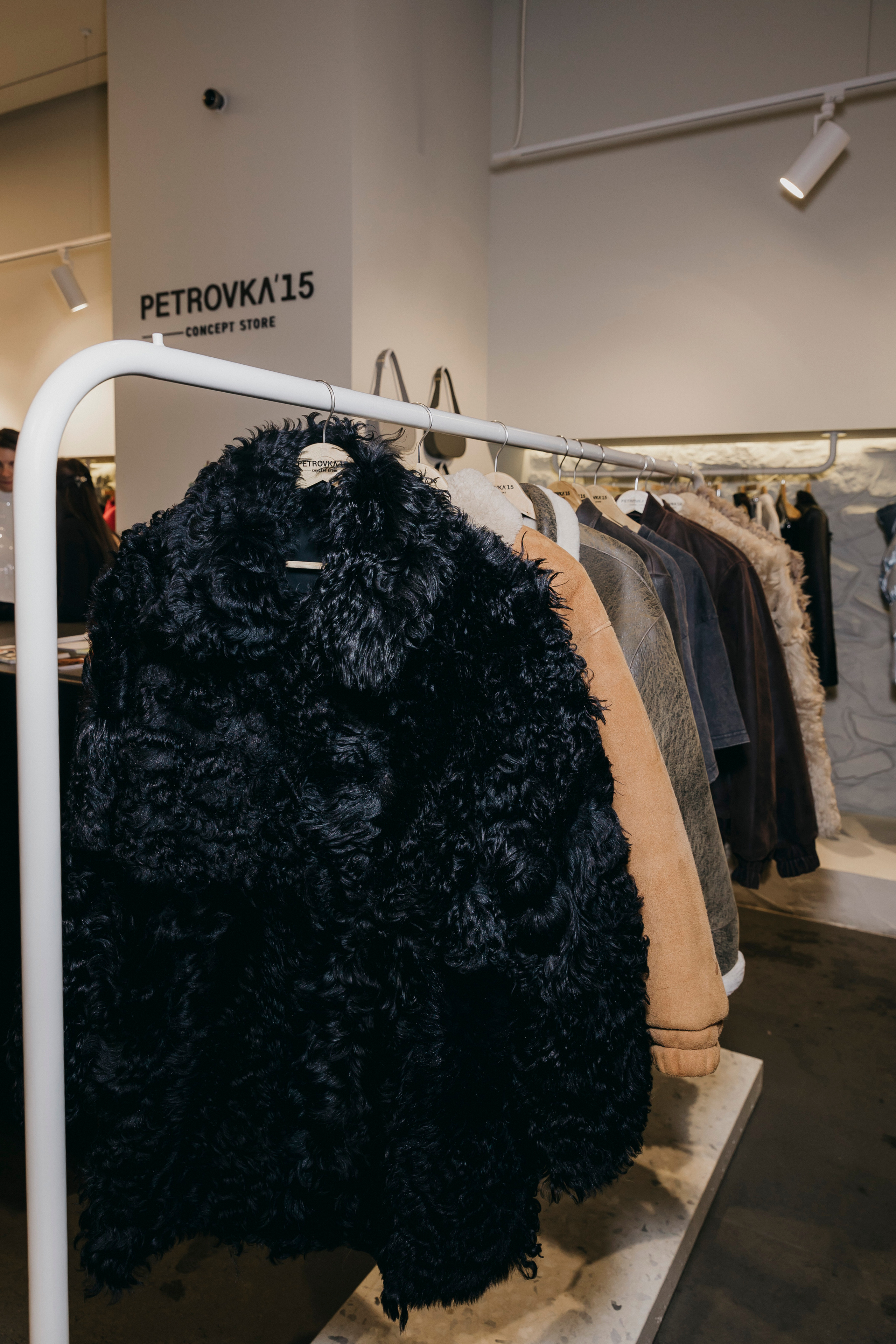 Клиентский день бутика PETROVKA'15 в Москве. «Птичка на проводе»: информационный портал в Москве