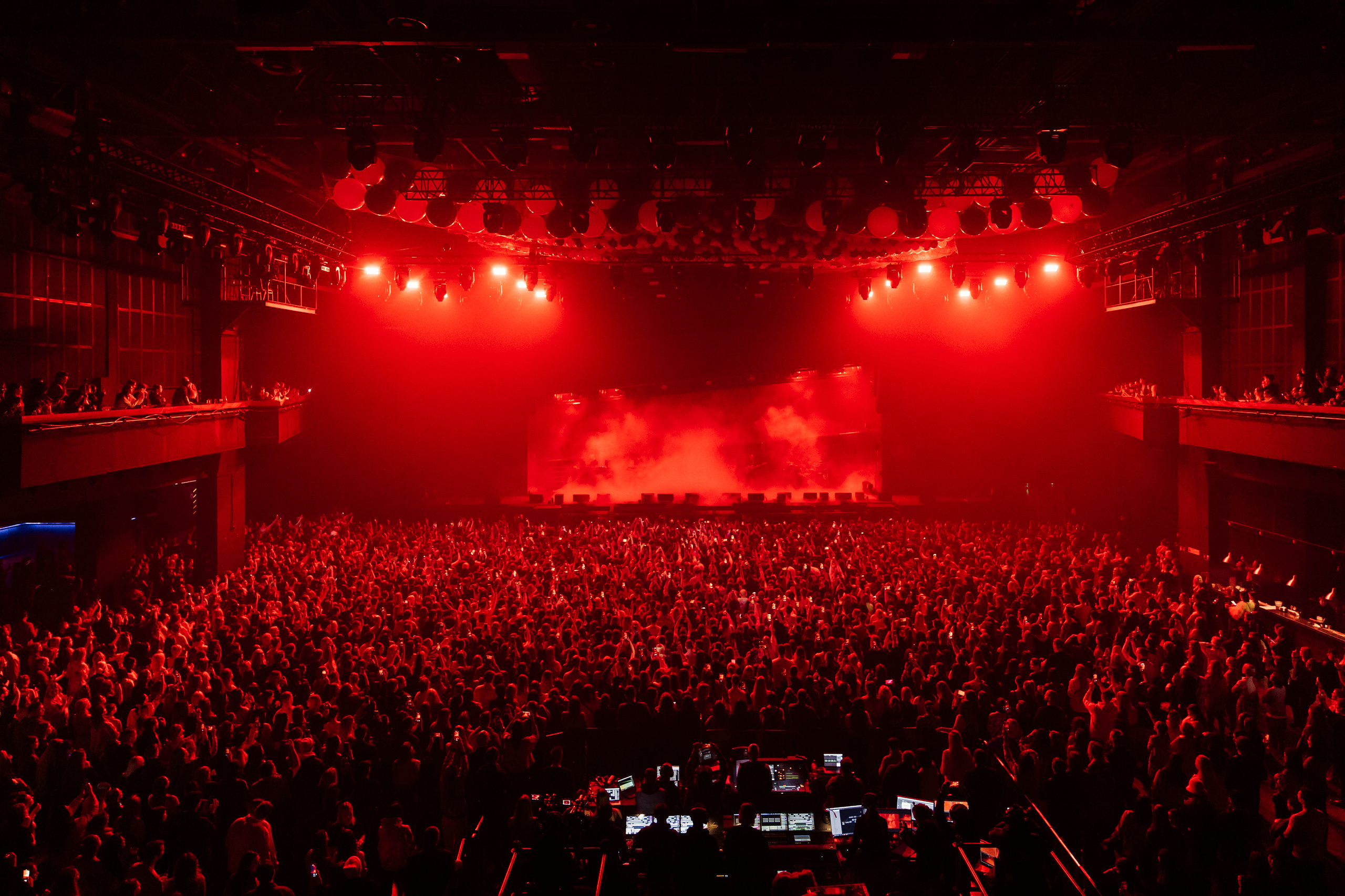 МОТ в Adrenalin Stadium Moscow. «Птичка на проводе»: информационный портал в Москве