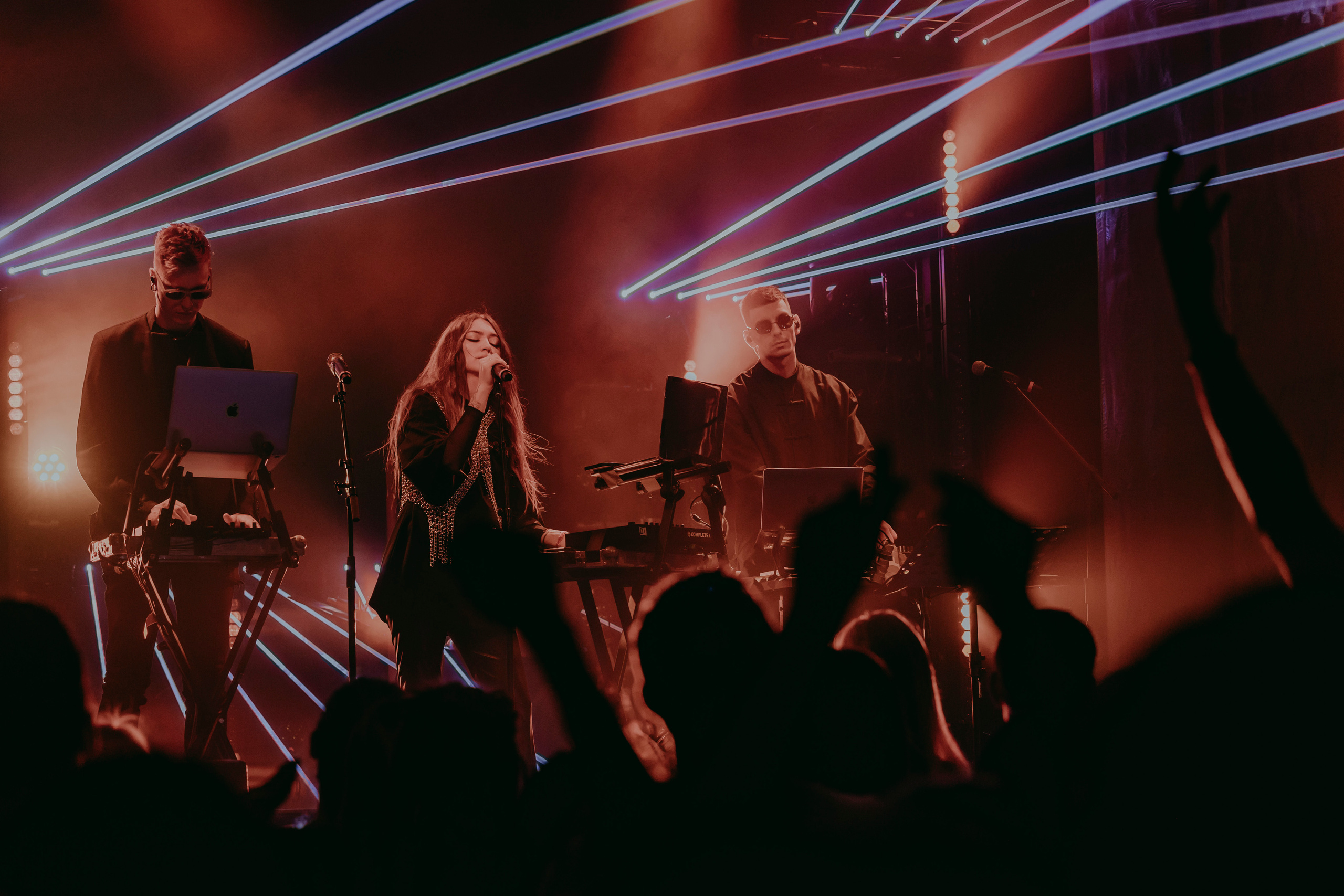 «U108» URBAN club Moscow. «Птичка на проводе»: информационный портал в Москве