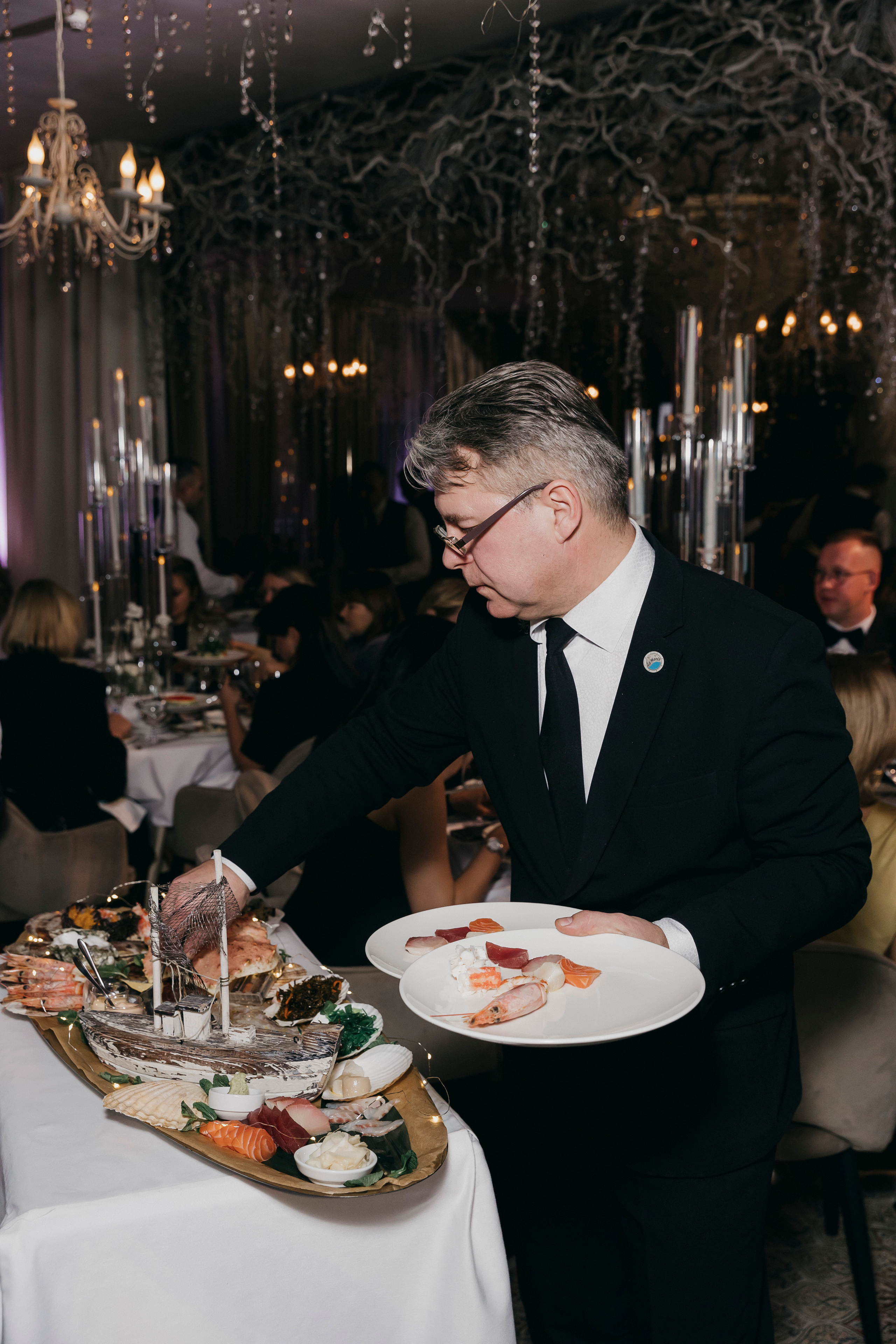 CULLINAN BELEK La Maree Moscow. «Птичка на проводе»: информационный портал в Москве