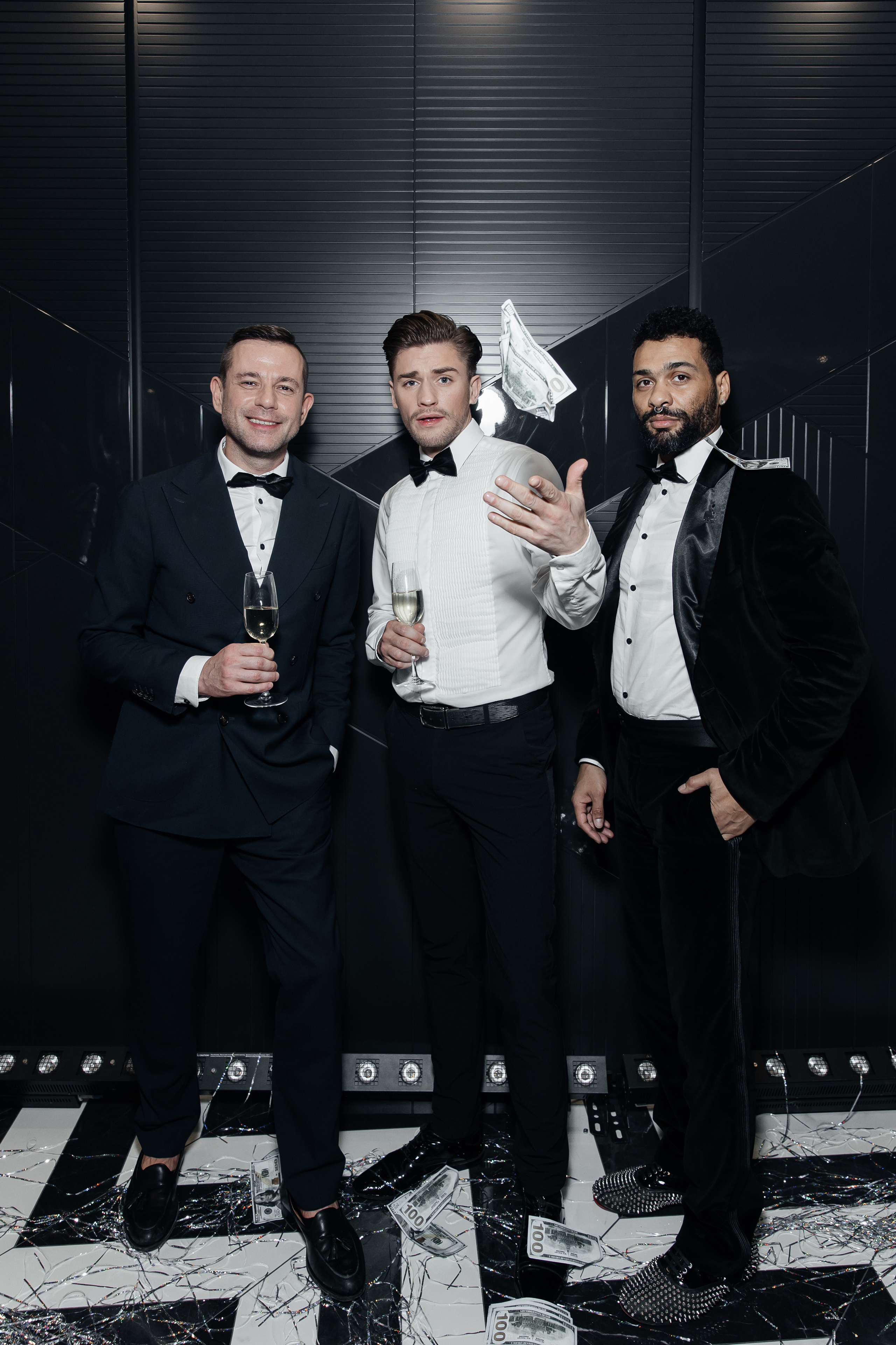 Андрей Шалахов (справа) на съемках для телеканала FASHION TV Russia