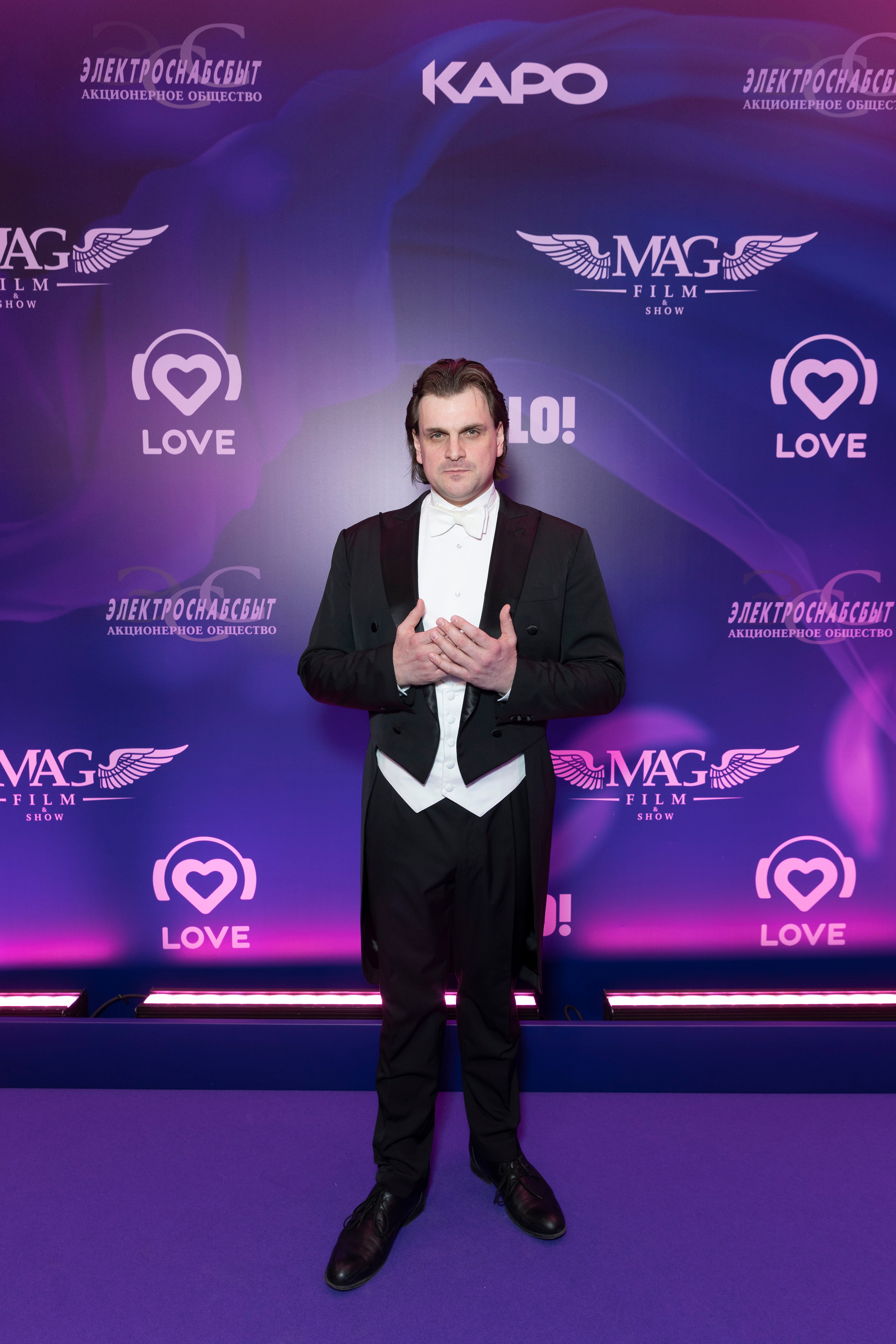 «Большая любовь» LIVE ARENA. «Птичка на проводе»: информационный портал в Москве