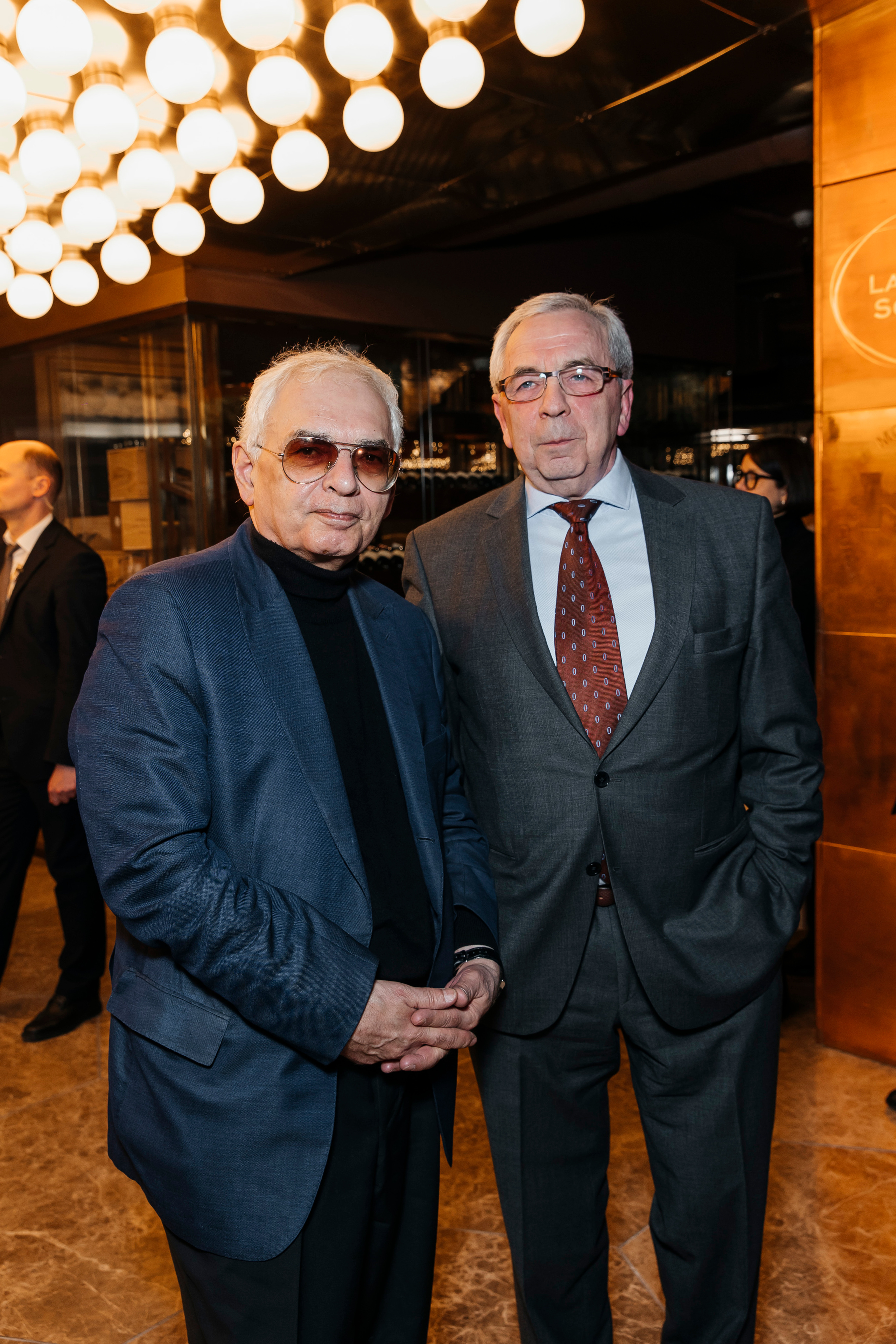 Карен Шахназаров и Александр Литвинов на премьере кинокартины «Нюрнберг» в Москве