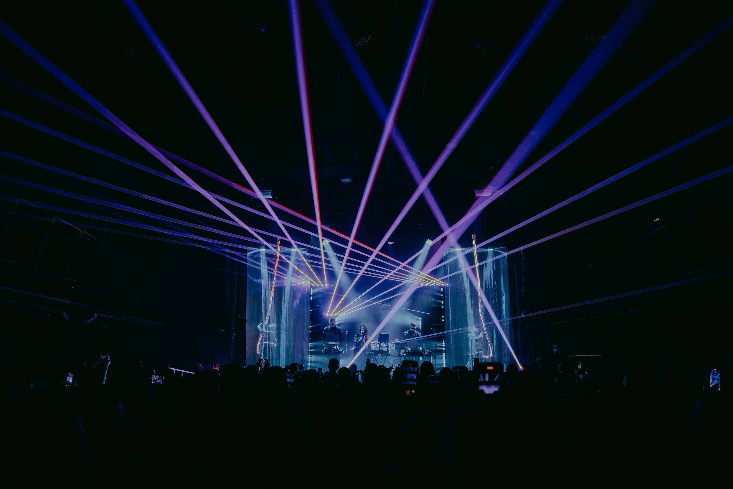 «U108» URBAN club Moscow. «Птичка на проводе»: информационный портал в Москве