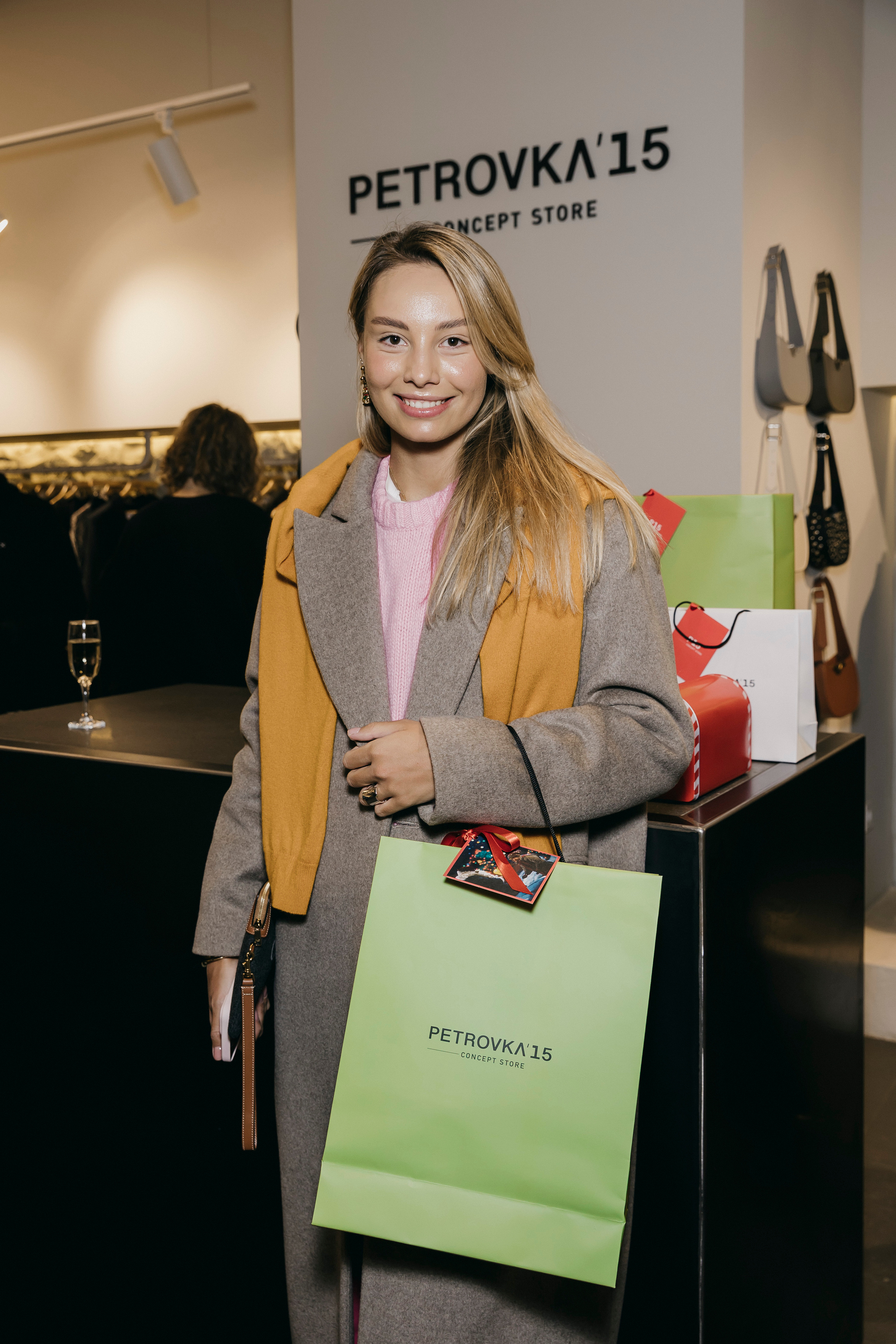 Клиентский день бутика PETROVKA'15 в Москве. «Птичка на проводе»: информационный портал в Москве