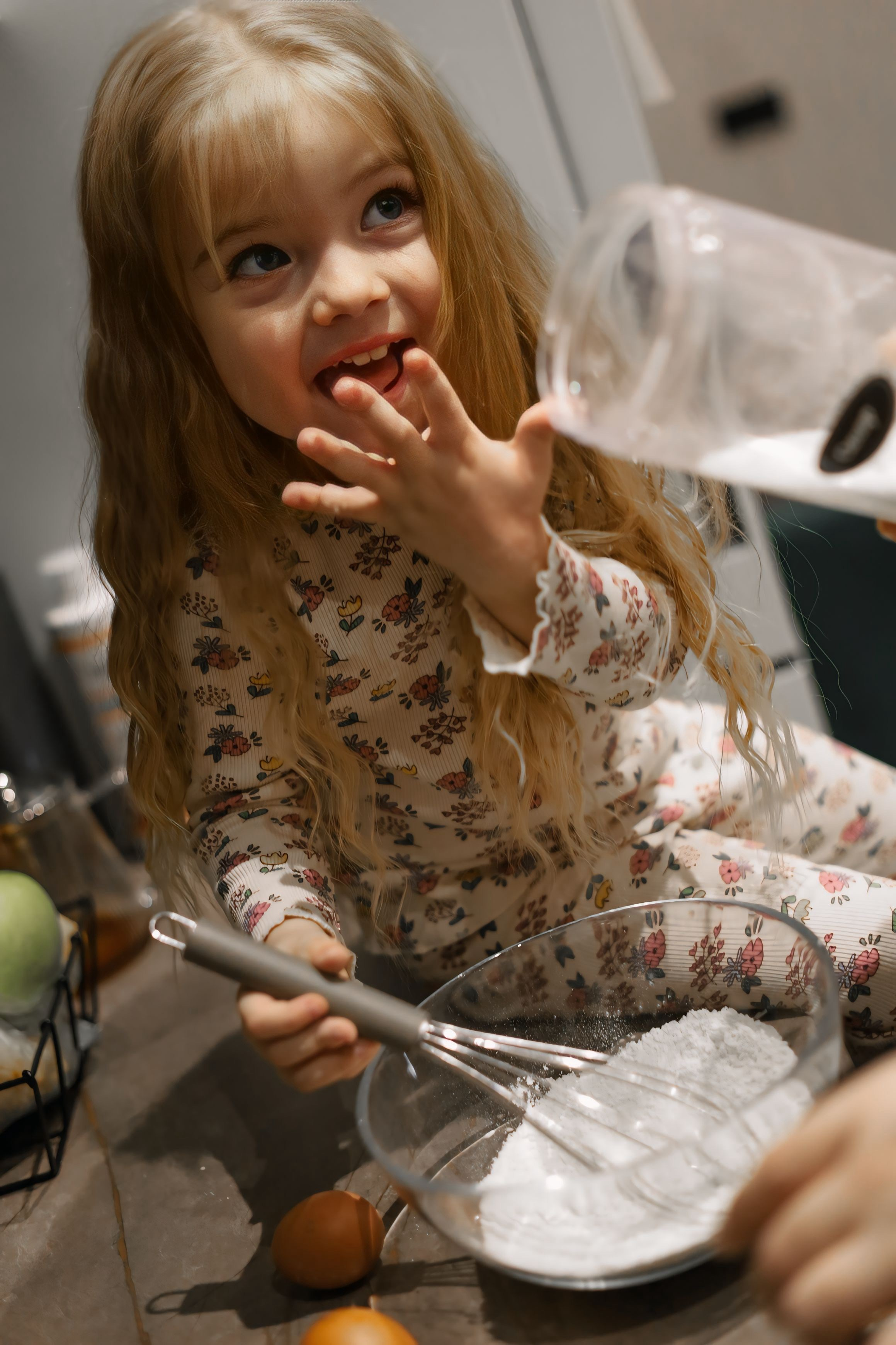 Домашние съёмки. Семейный, свадебный и индивидуальный фотограф в Алматы