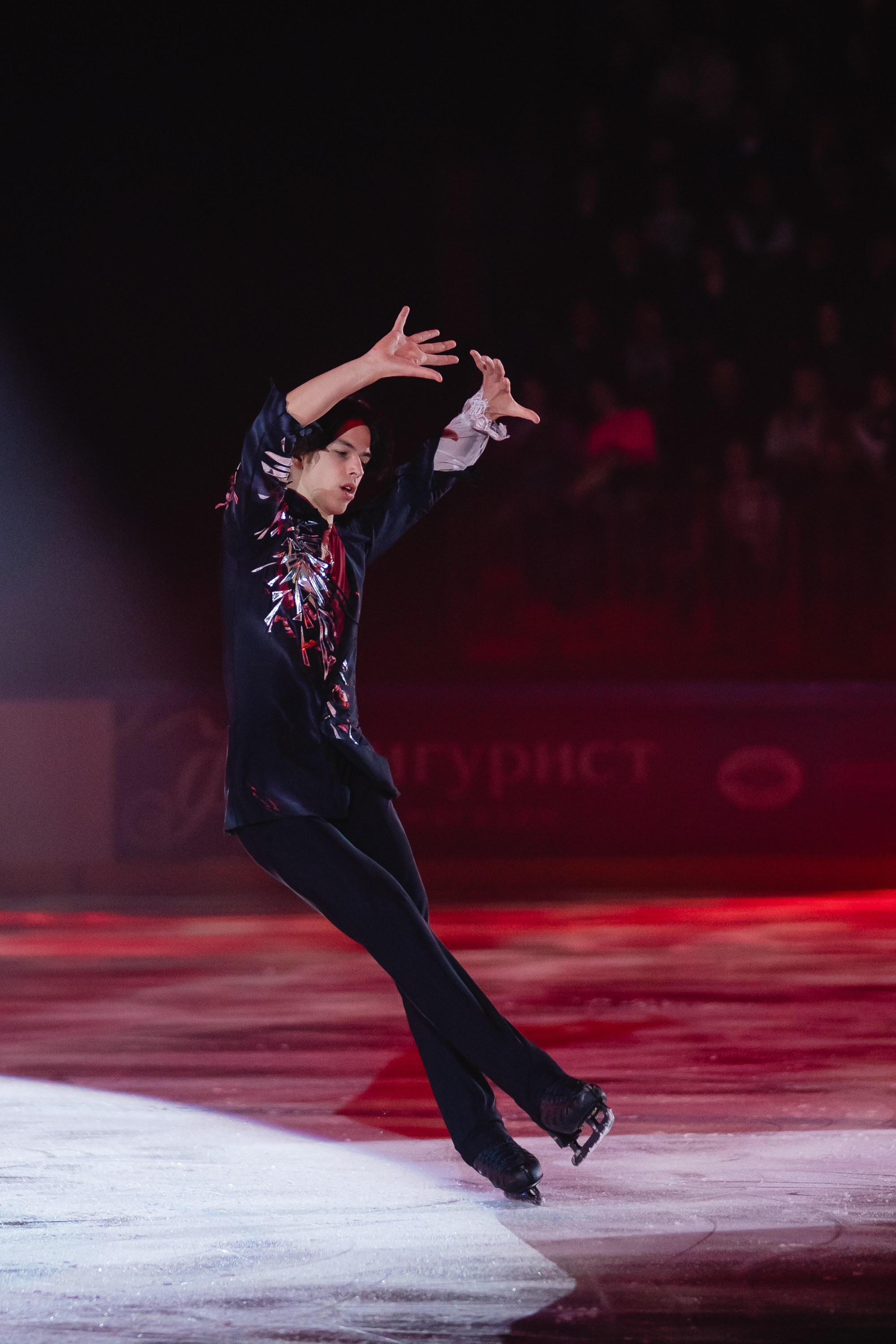 Шоу «Чемпионы на льду» в Новосибирске. Воробьева Ксения — Спортивный и танцевальный фотограф Новосибирск