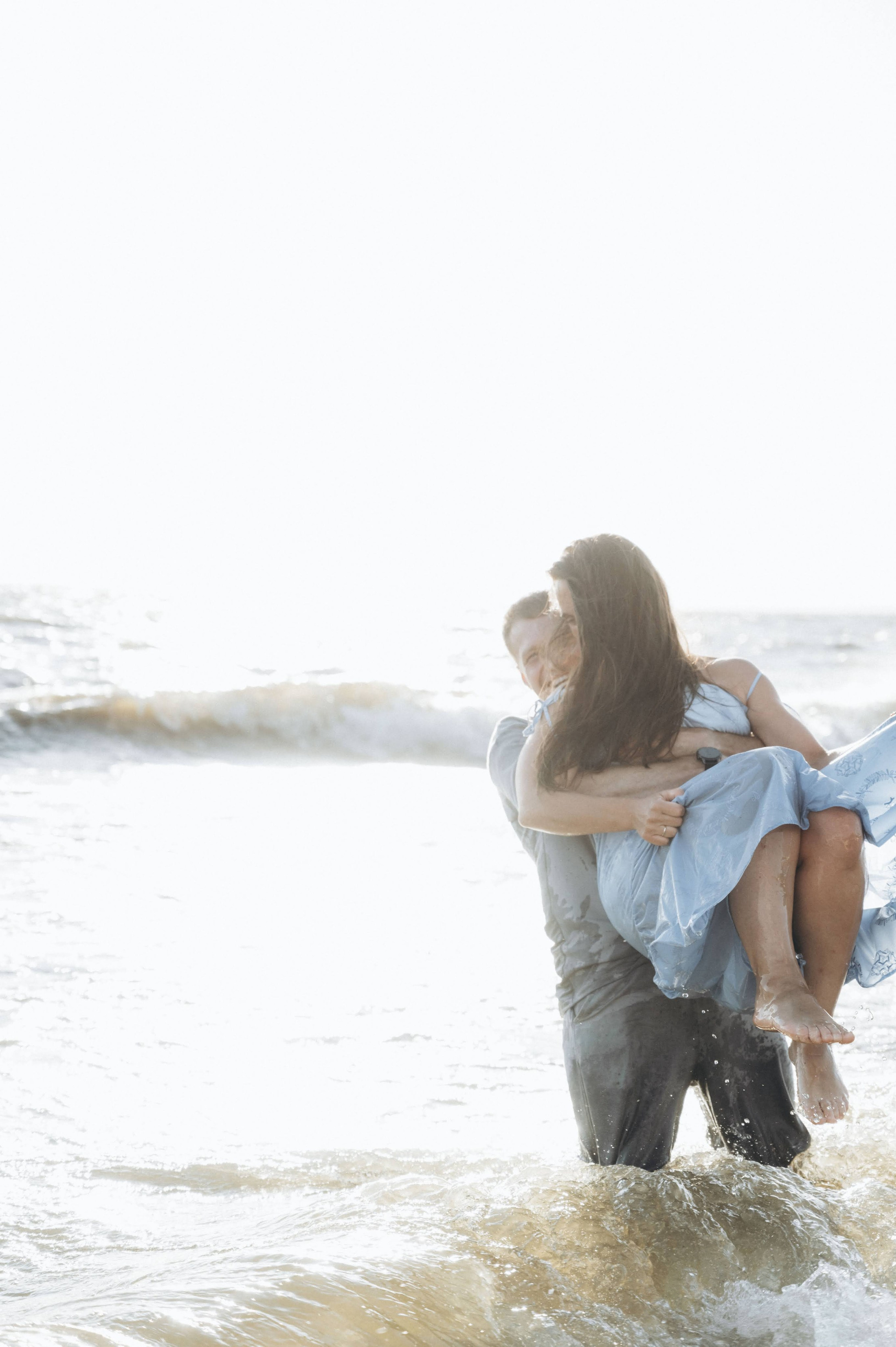 Фотопрогулка. Профессиональный фотограф беременности в СПБ. Стильные фотосессии беременности в стиле минимализм и классическая фотография