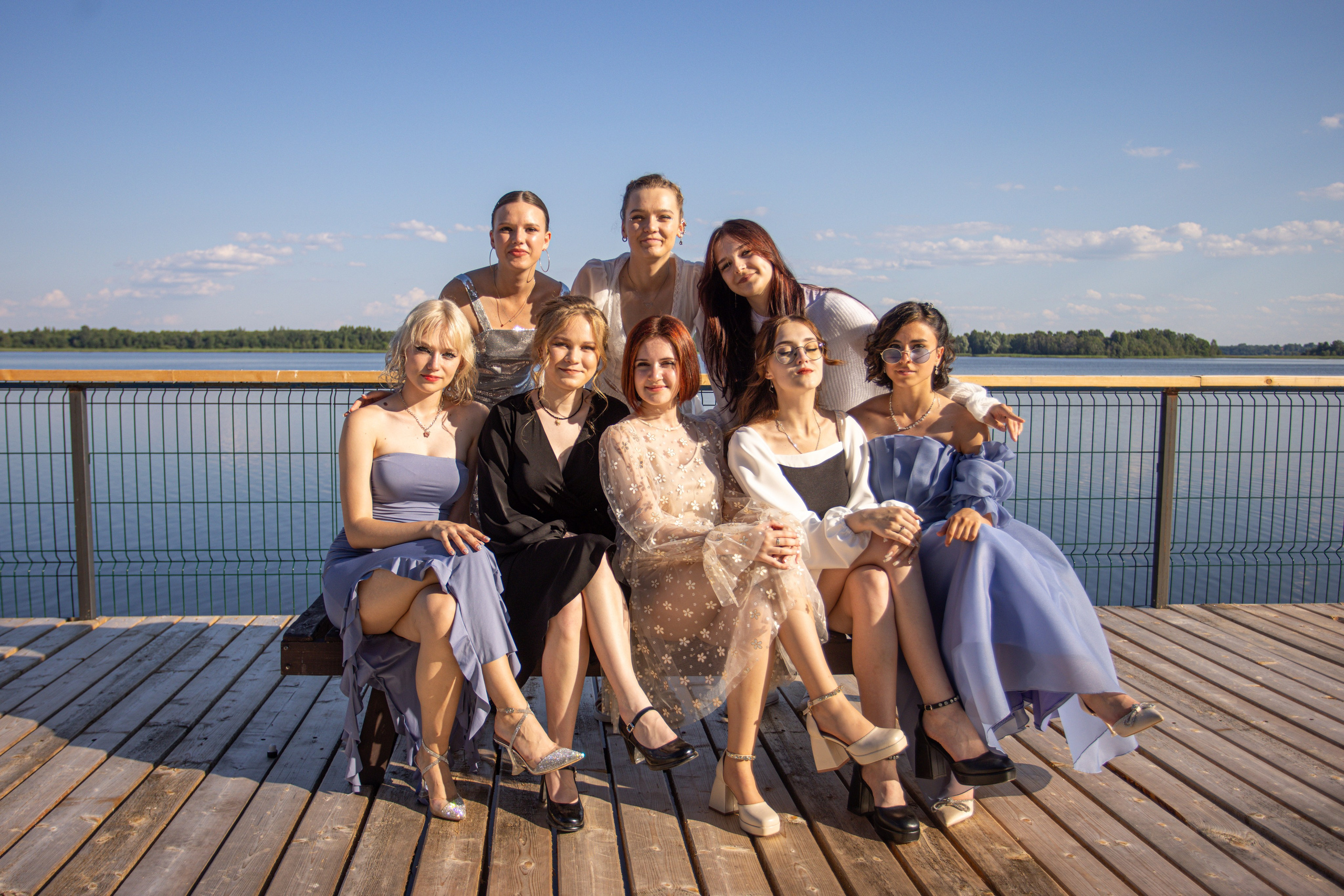 Фотосессия на выпускной. Школа № 12, 11 класс, 2024 г. Студия выпускных альбомов Остров