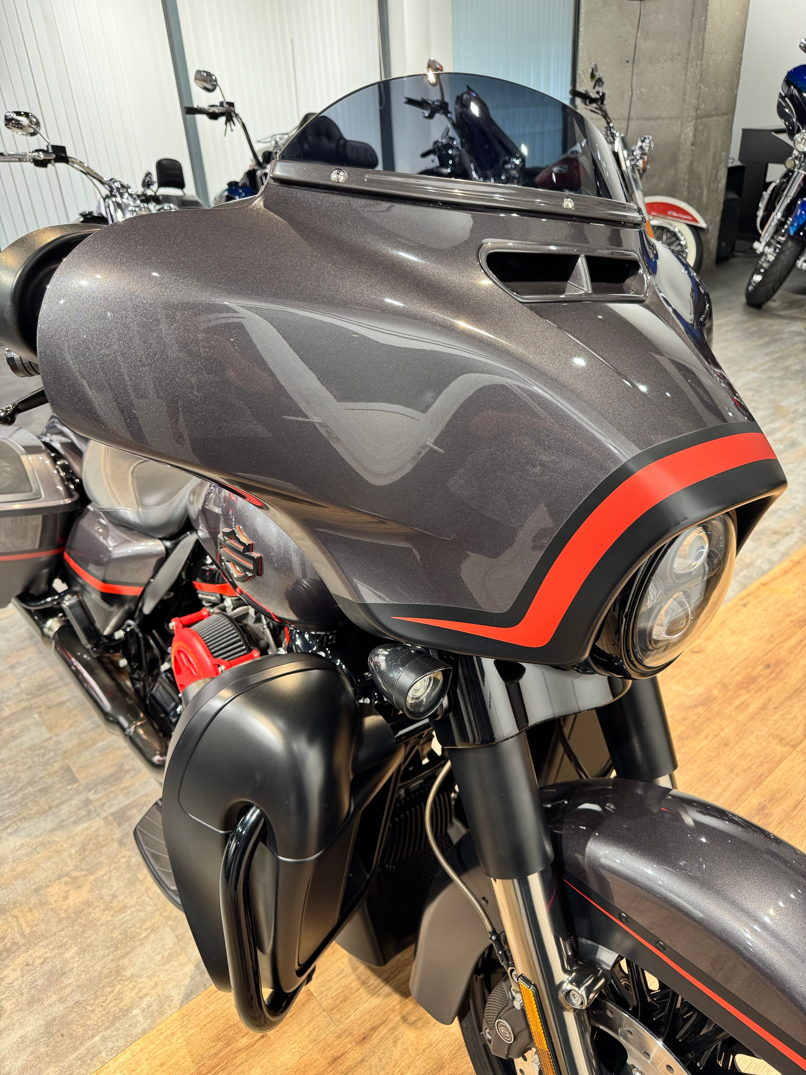 Harley Davidson 117 CVO Street Glide Special (Touring) — купить мотоцикл. Hello Davidson, Москва. Только хорошие мотоциклы…