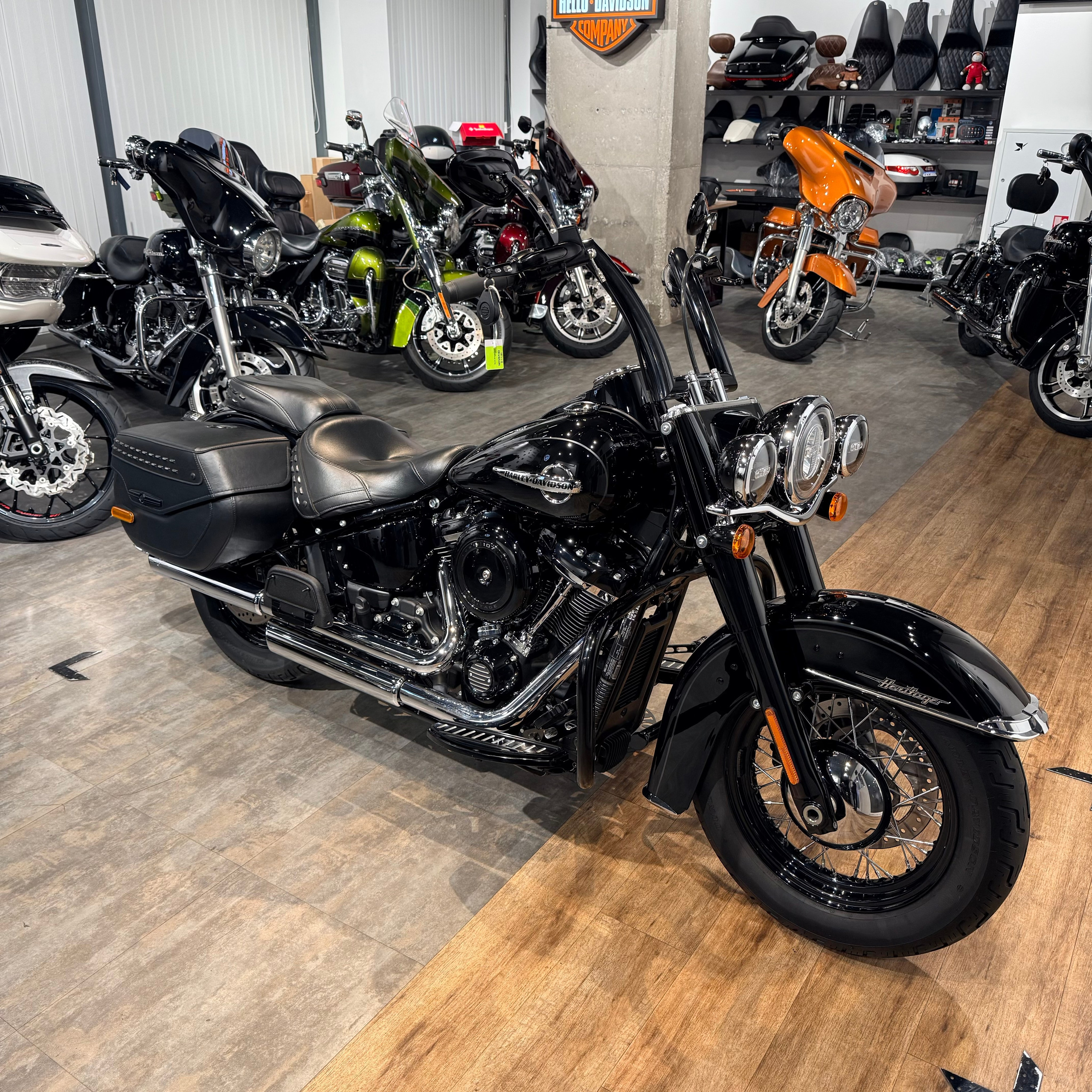 2018 Heritage 107 Black Bagger (VIN *5HD*4774). Hello Davidson, Москва. Только хорошие мотоциклы…