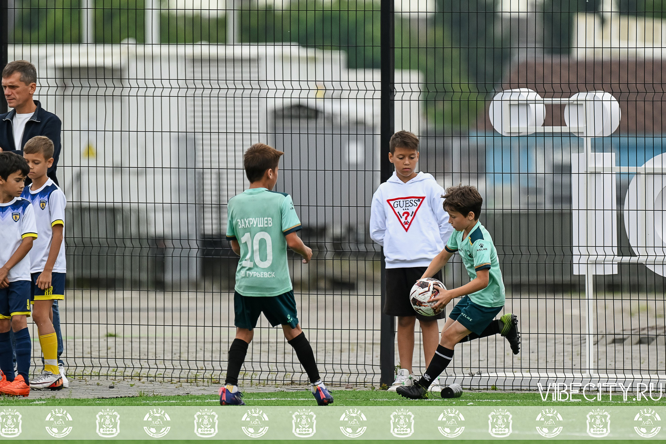 Калининградская Детская Футбольная Лига. VIBECITY.RU Вайб Сити Ру Фоторепортажи Фотоотчеты Калининград