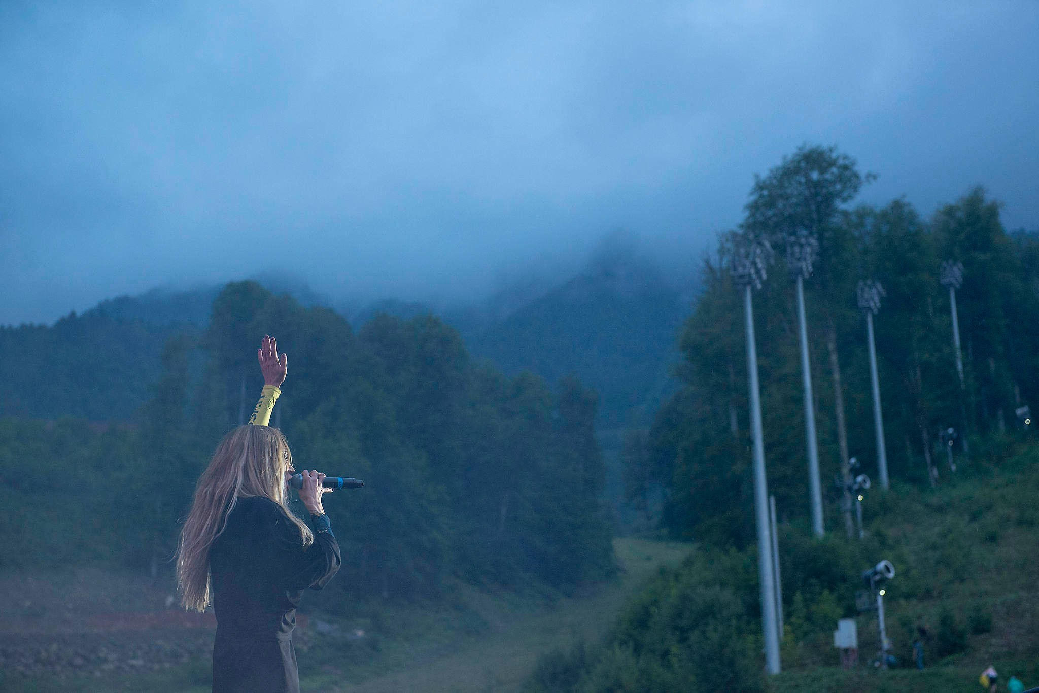 Линда на музыкальном фестивале в Красной Поляне. Съемка для компании Мегафон в 2019 году.