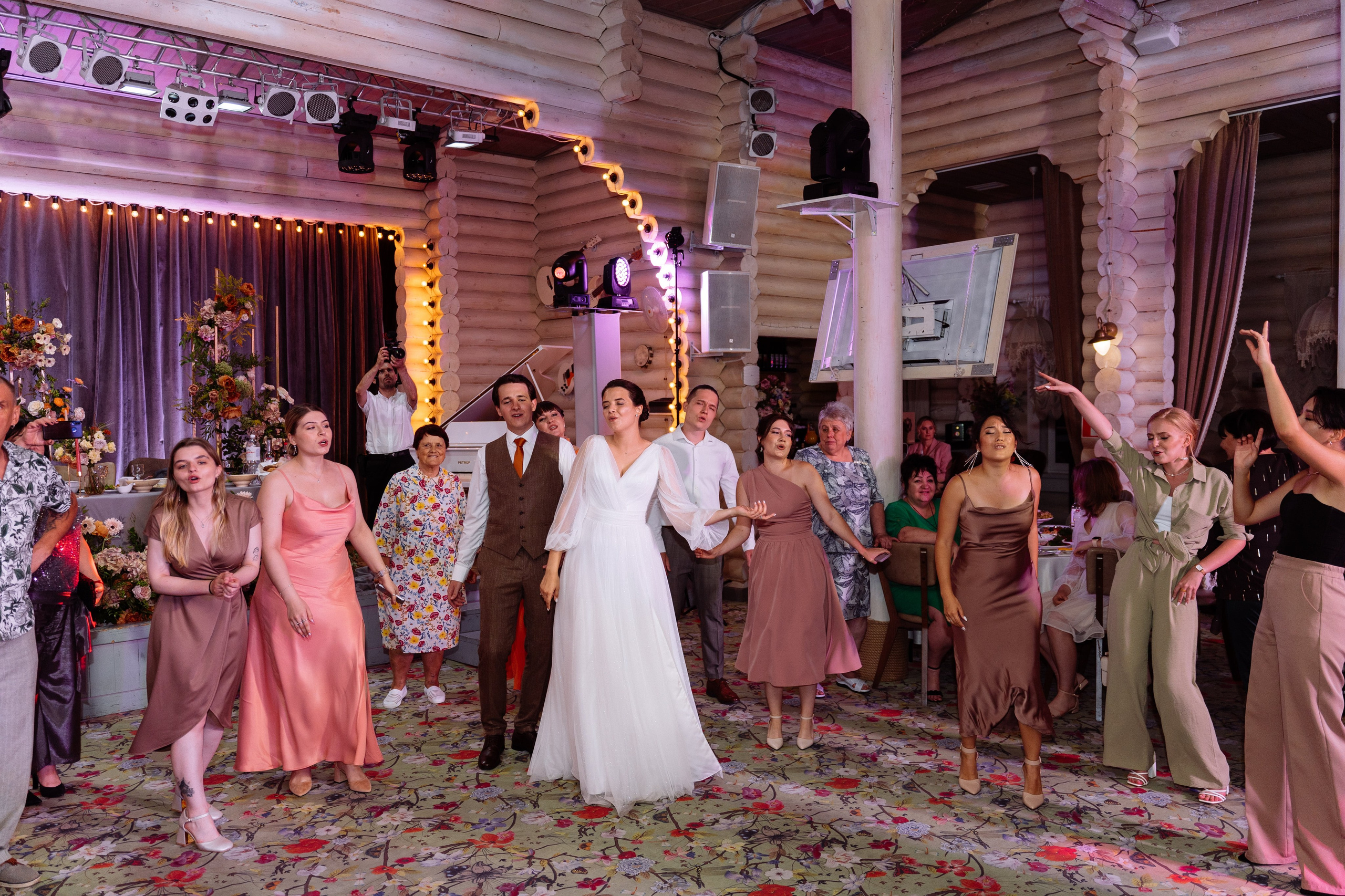 Свадьба Олега и Виктории в клубе «Ближняя дача»