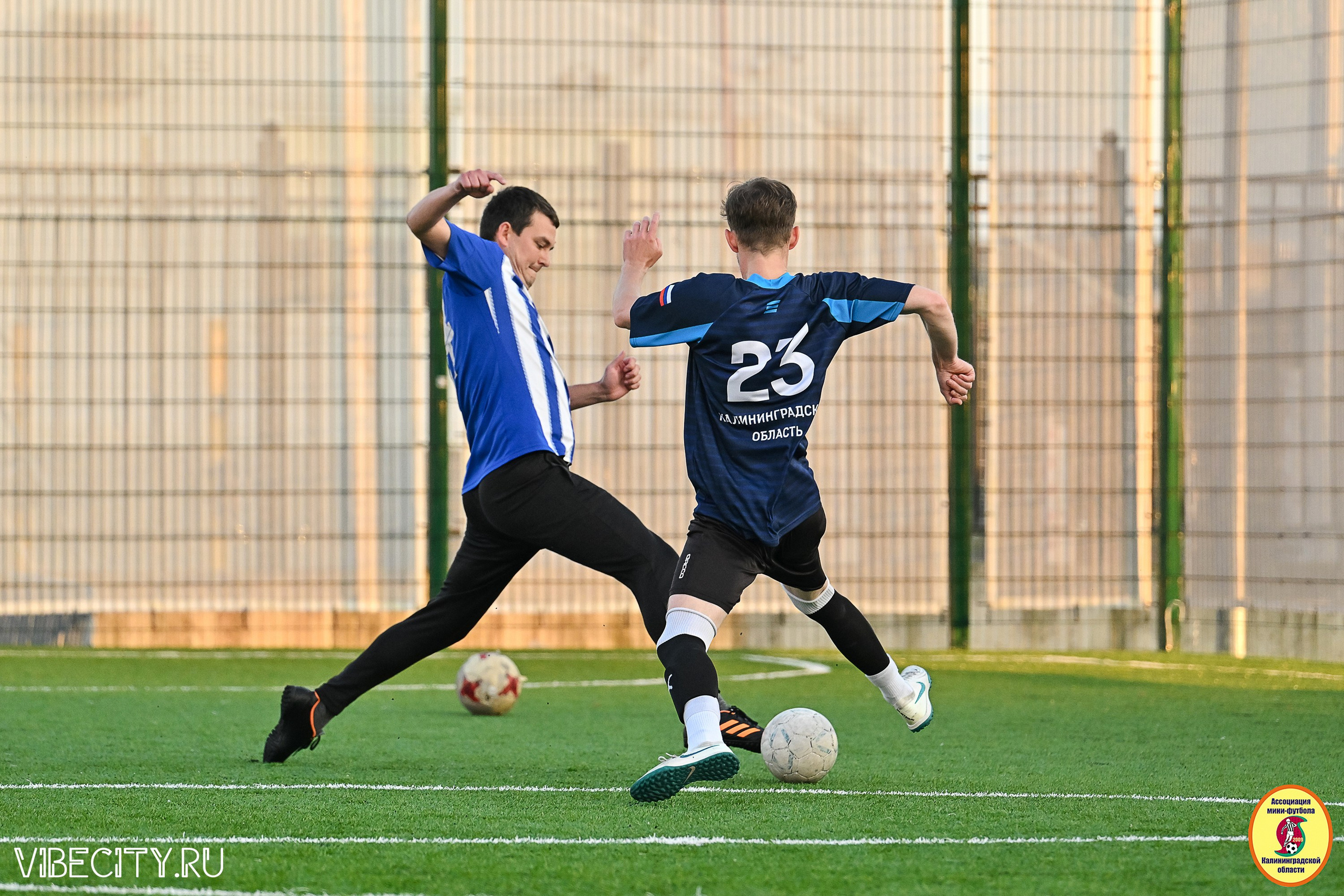 ИГРЫ МИНИ-ФУТБОЛЬНОЙ И КОРПОРАТИВНОЙ ЛИГИ. VIBECITY.RU Вайб Сити Ру Фоторепортажи Фотоотчеты Калининград