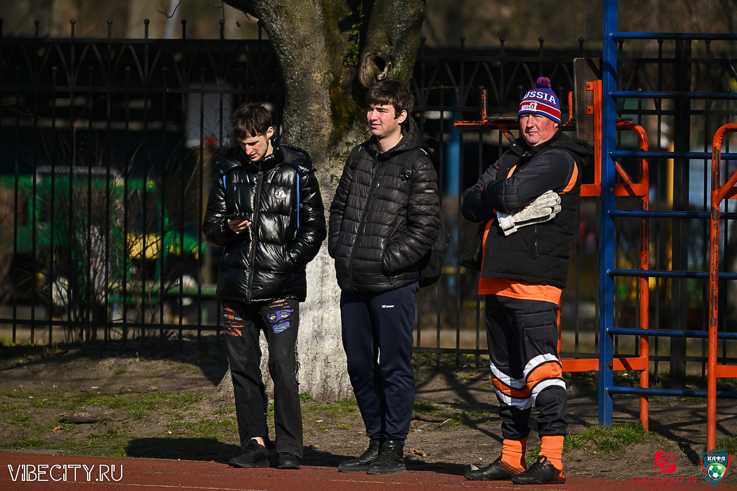 XX ЧЕМПИОНАТ КАЛИНИНГРАДСКОЙ ЛФЛ КАНЦМАРКЕТ39 сезона 2024–2025 гг. VIBECITY.RU Вайб Сити Ру Фоторепортажи Фотоотчеты Калининград