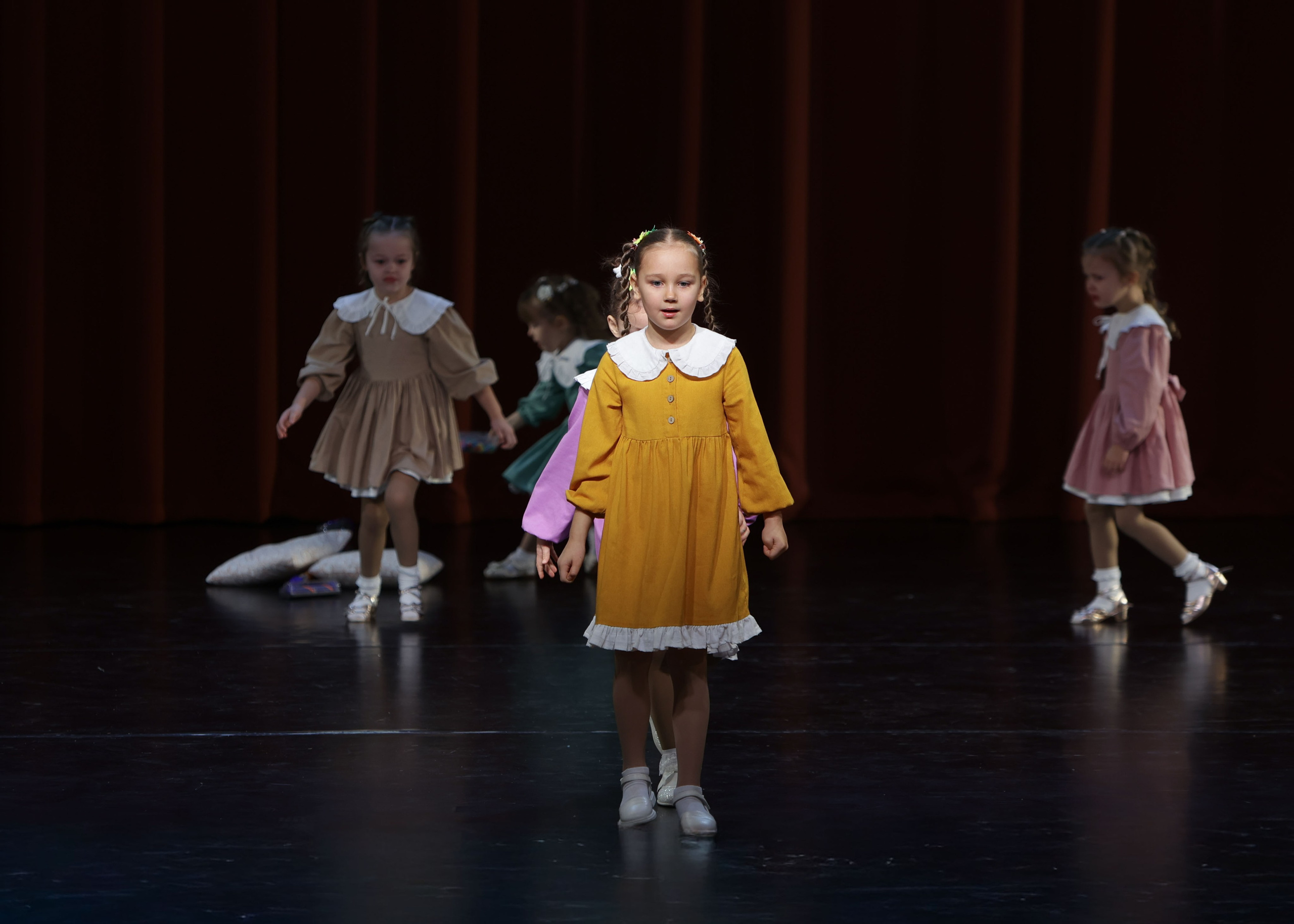 Фестиваль хореографического искусства «КУБОК ЛЕГЕНДЫ — 2025». Выпускные альбомы и школьный фотограф в Подольске, Троицке, Щербинке, Москве и Московской области