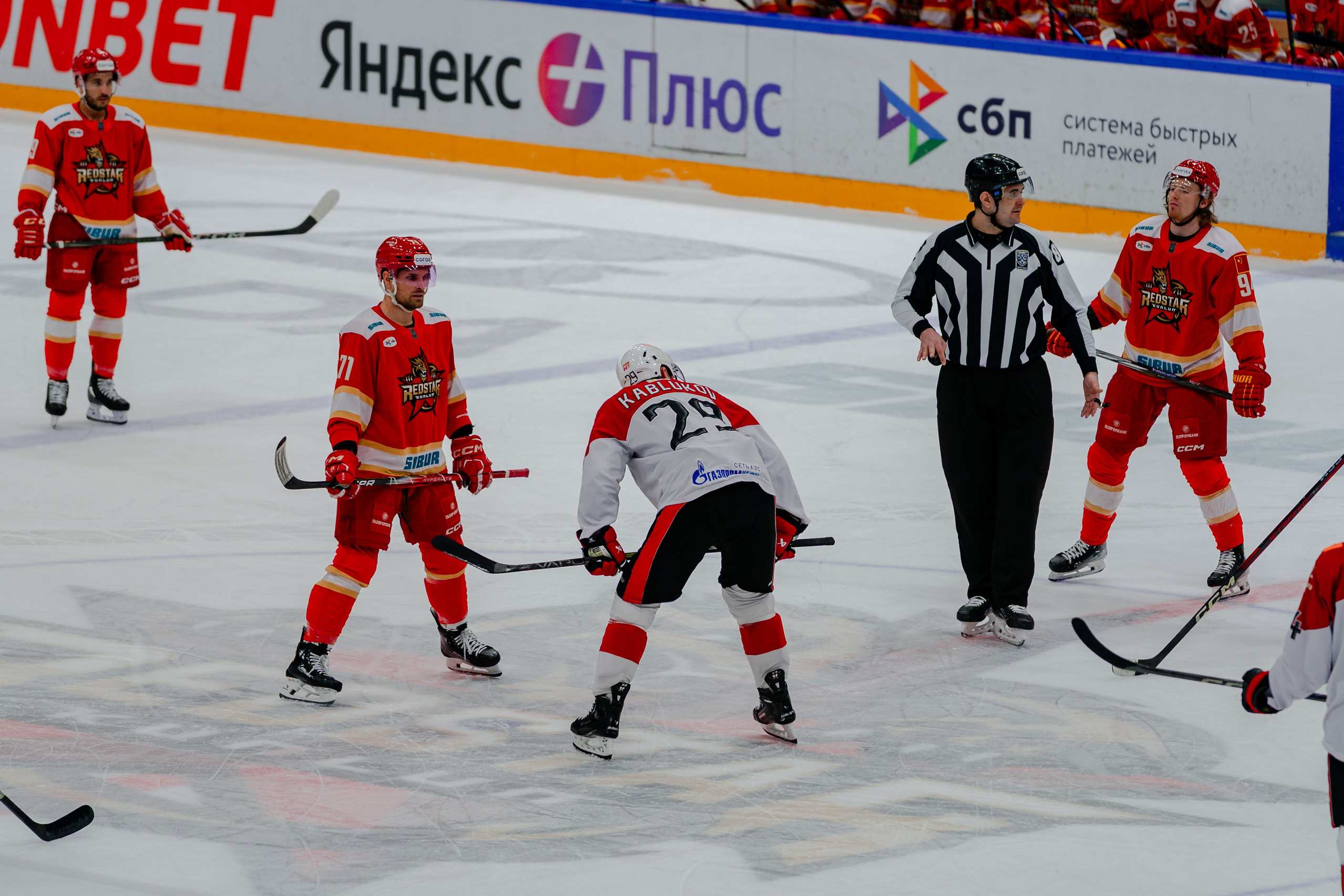 КХЛ КУНЬЛУНЬ РС — АВАНГАРД 22 МАРТА 2025. Репортажный фотограф в Москве Измалков Артем