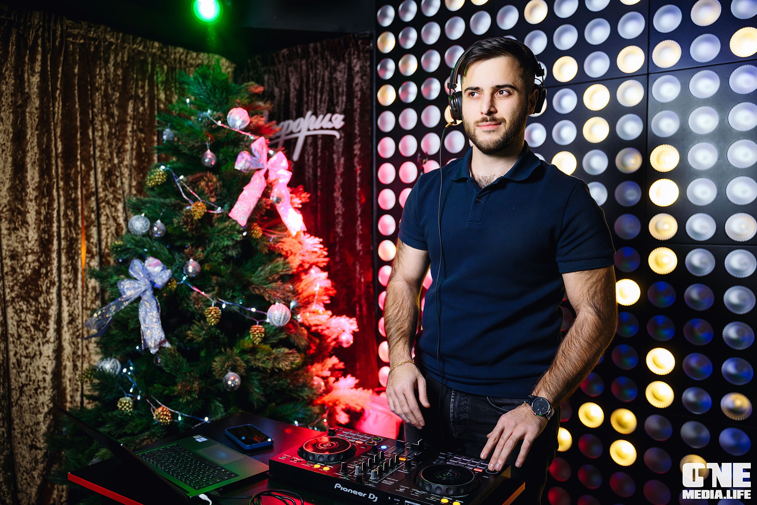 Фоторепортаж из караоке-клуба Эйфория. One Media Life: фоторепортажи, фотоотчеты с мероприятий и заведений