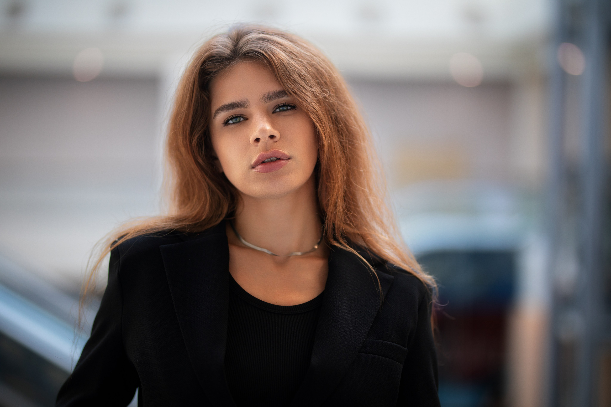 Съемка на крыше ГЧ и в парке с Полиной в формате для «себя». Дмитрий Шульгин, портретный фотограф в Воронеже