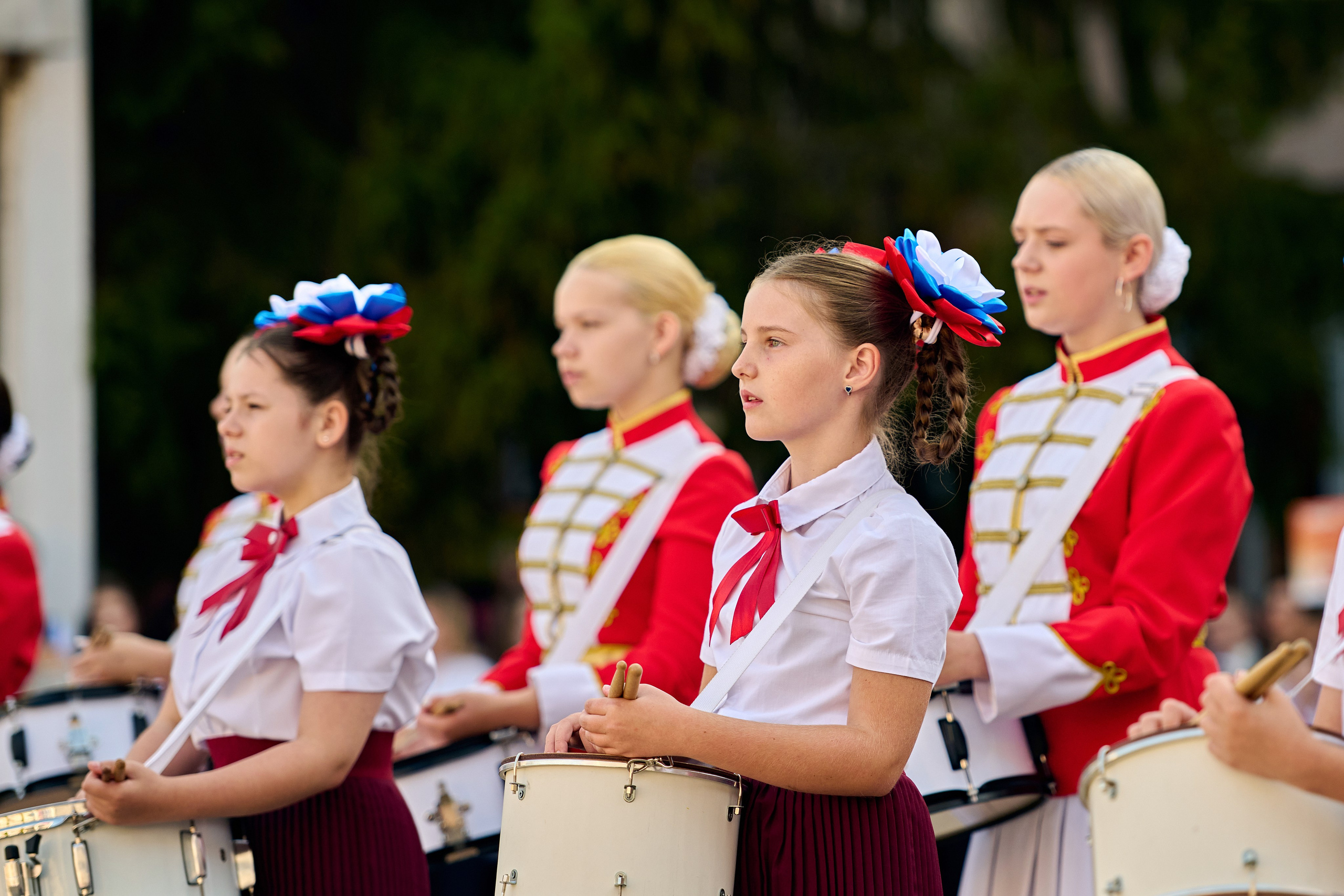1 сентября в ЦО№ 25. Школьный фотограф в Туле Владимир Греков. Выпускные альбомы