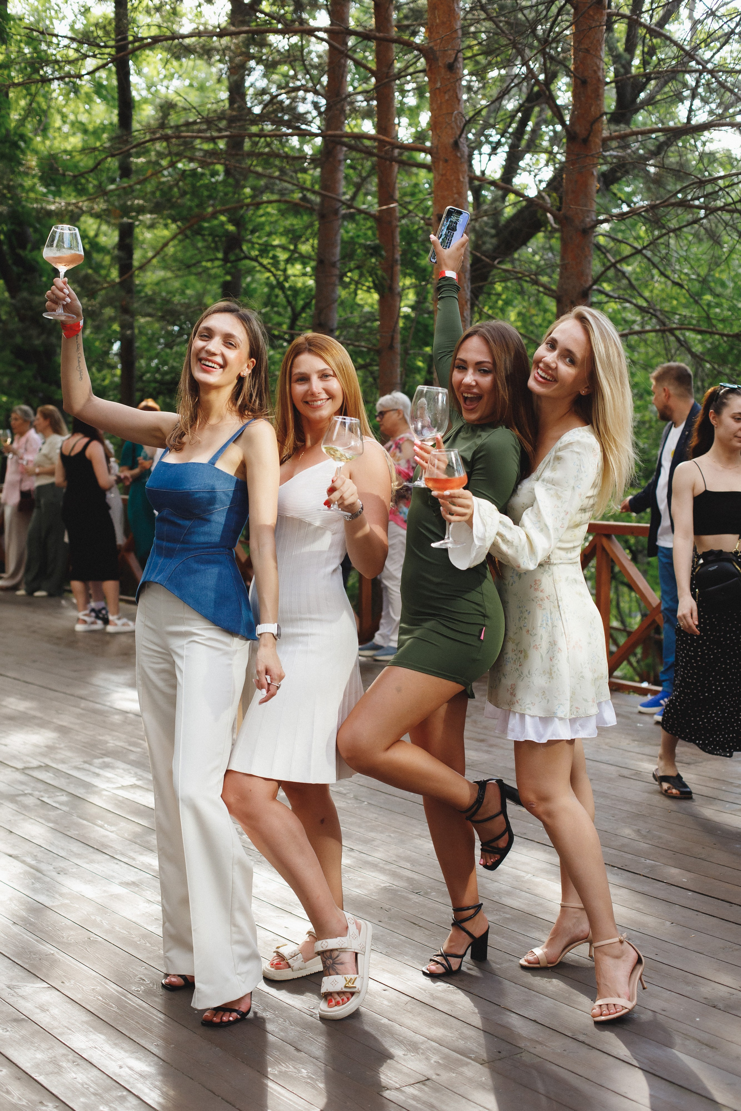 ФЕСТИВАЛЬ РОССИЙСКОГО ВИНА. СВОИ. ФОТООТЧЕТЫ-СОБЫТИЯ-МЕСТА