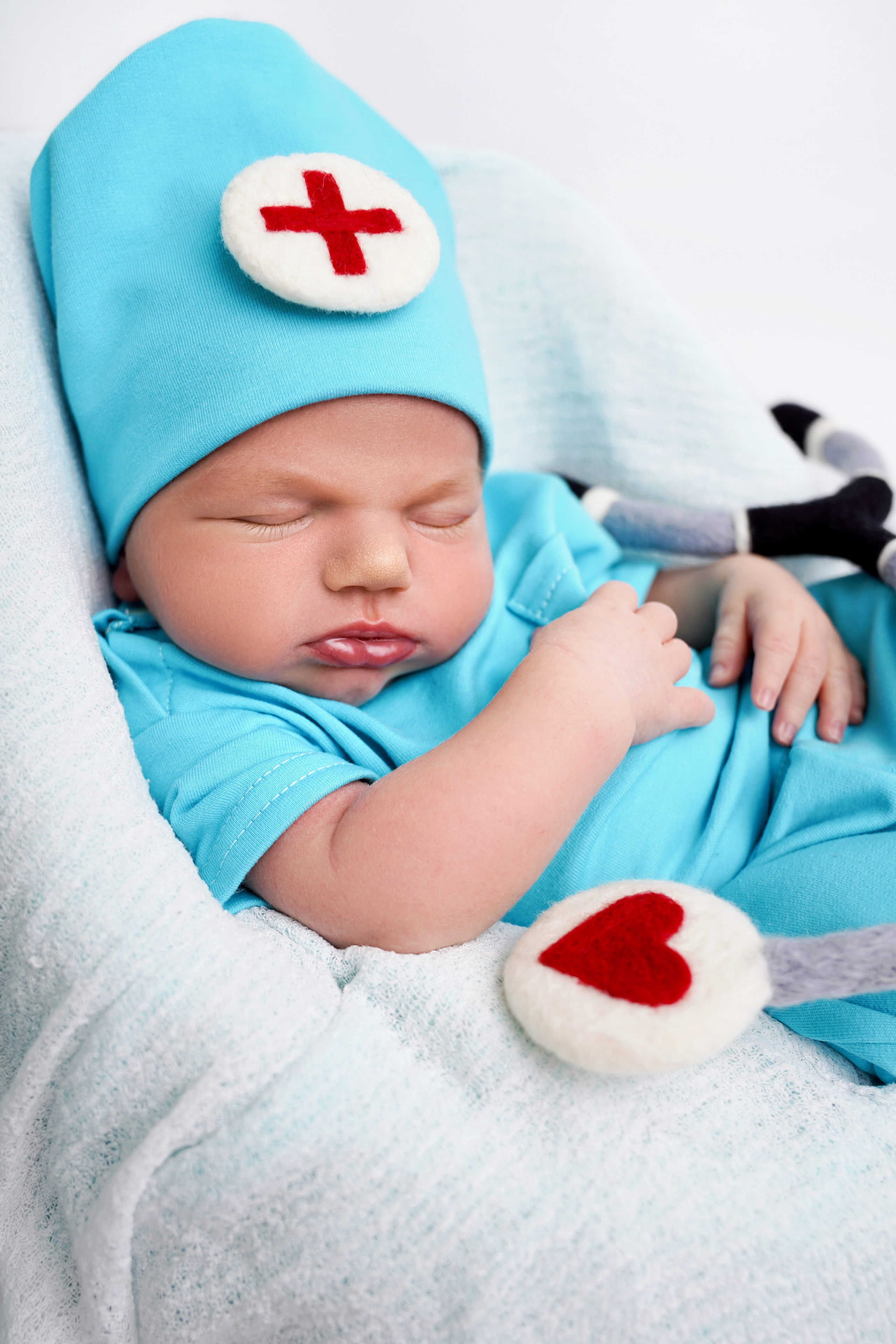 Фотосессия новорожденного (newborn). Фотограф новорожденных, детей до года и беременных в Симферополе