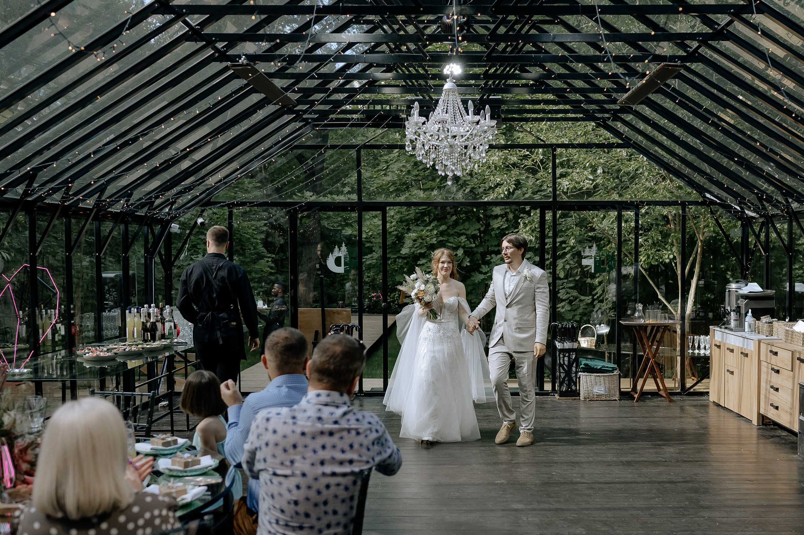 Банкет на свадебной площадке Forest Dew