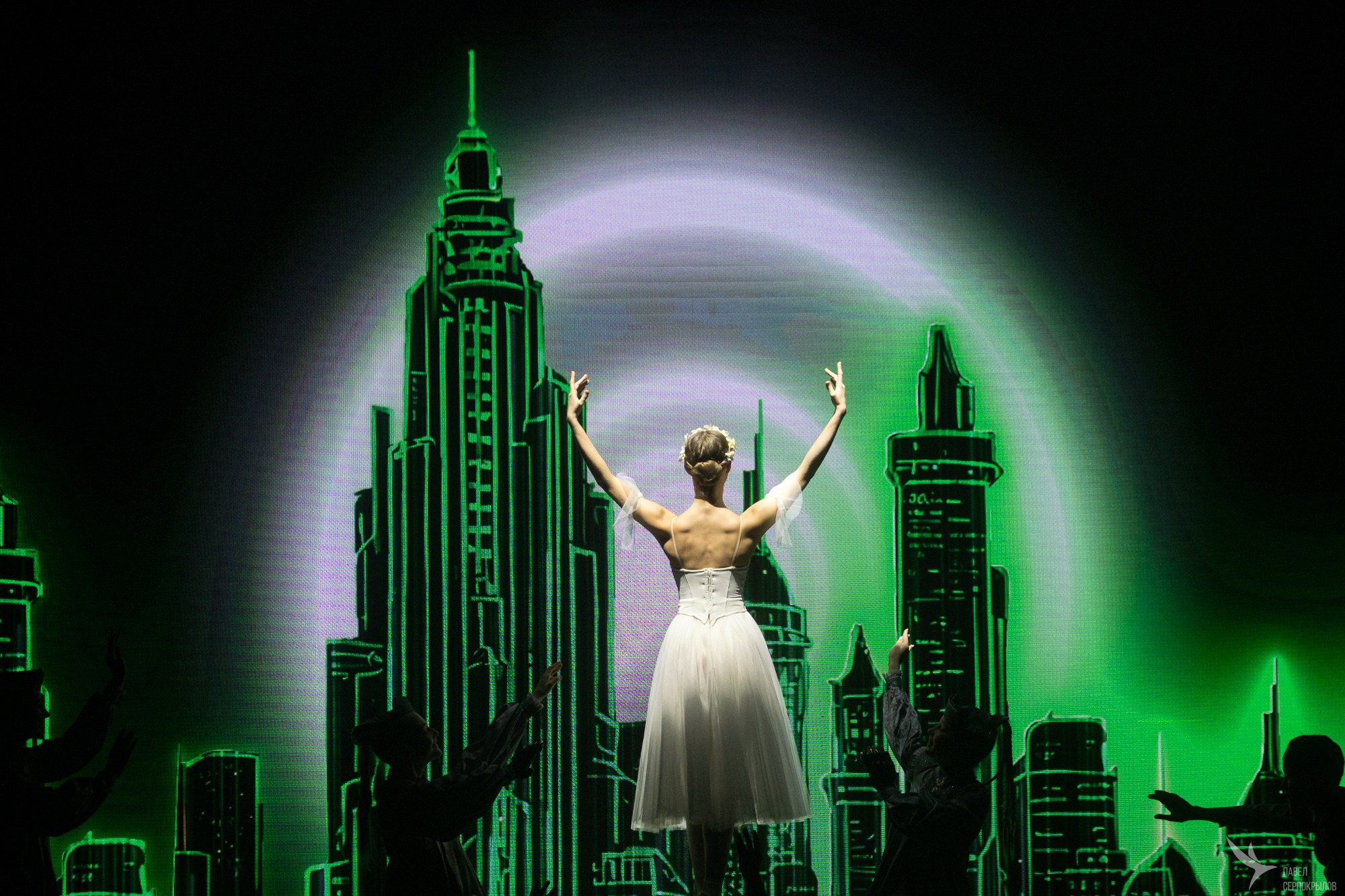 Юбилейный концерт студии эстрадного танца «Изумрудный город». Репортажный фотограф в Казани Павел Серпокрылов