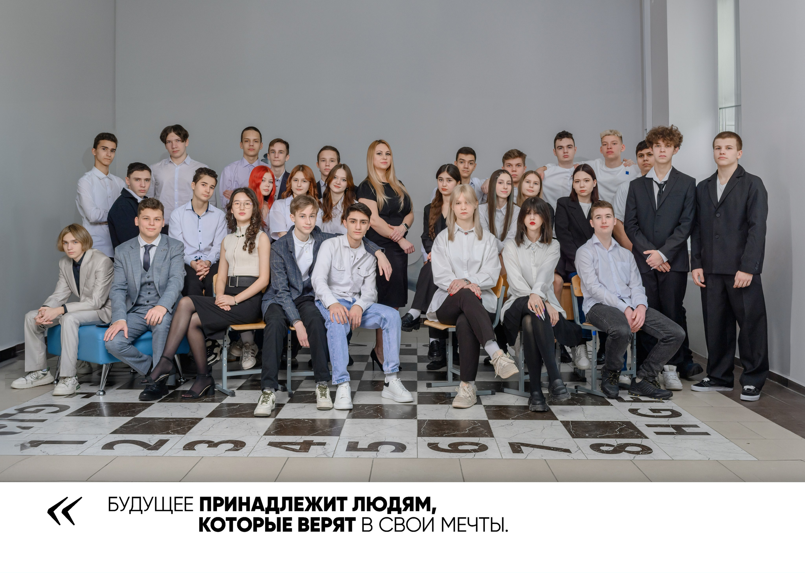 Выпускные альбомы 9 и 11 класс. Выпускные и ежегодные школьные альбомы в Москве и Московской области