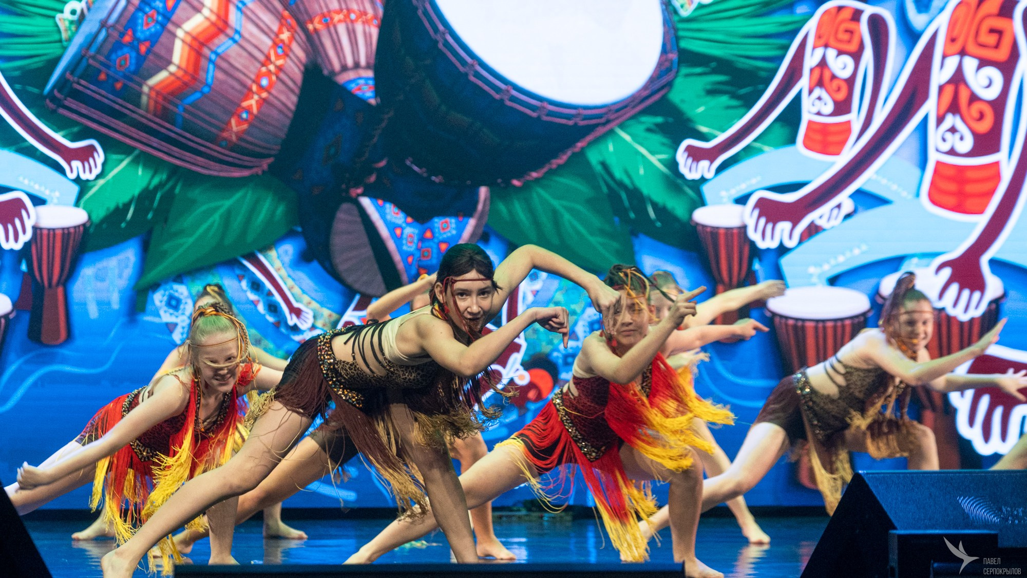 Юбилейный концерт студии эстрадного танца «Изумрудный город». Репортажный фотограф в Казани Павел Серпокрылов