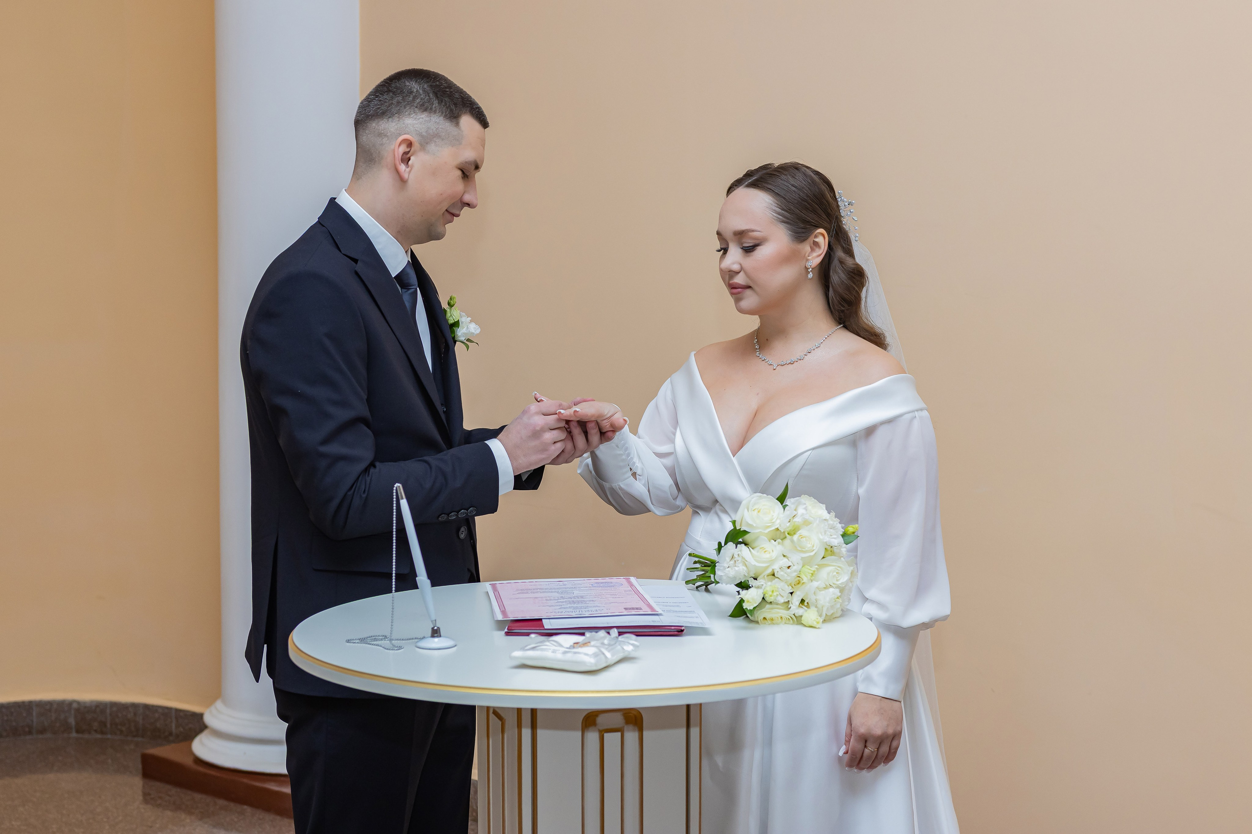 Фотосъёмка свадьбы - центральный загс Омск