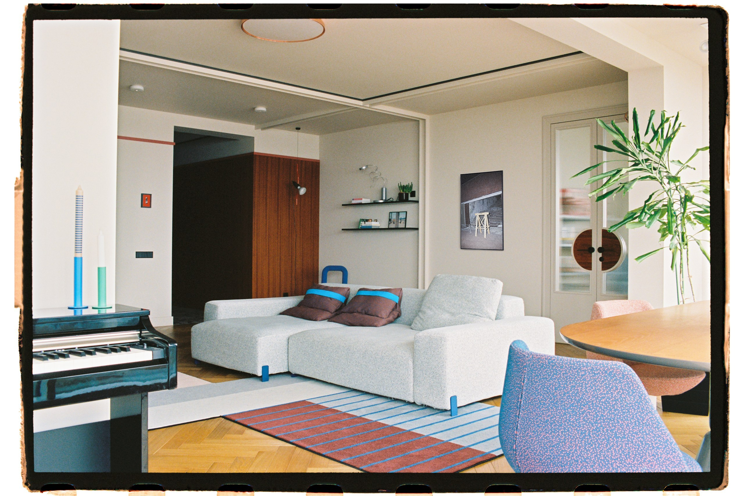 VIRSTAK: КВАРТИРА АРХИТЕКТОРА ПЛЕНКА 35 ММ. Интерьерный фотограф Дима Птицын и стилист Дарья Копылова