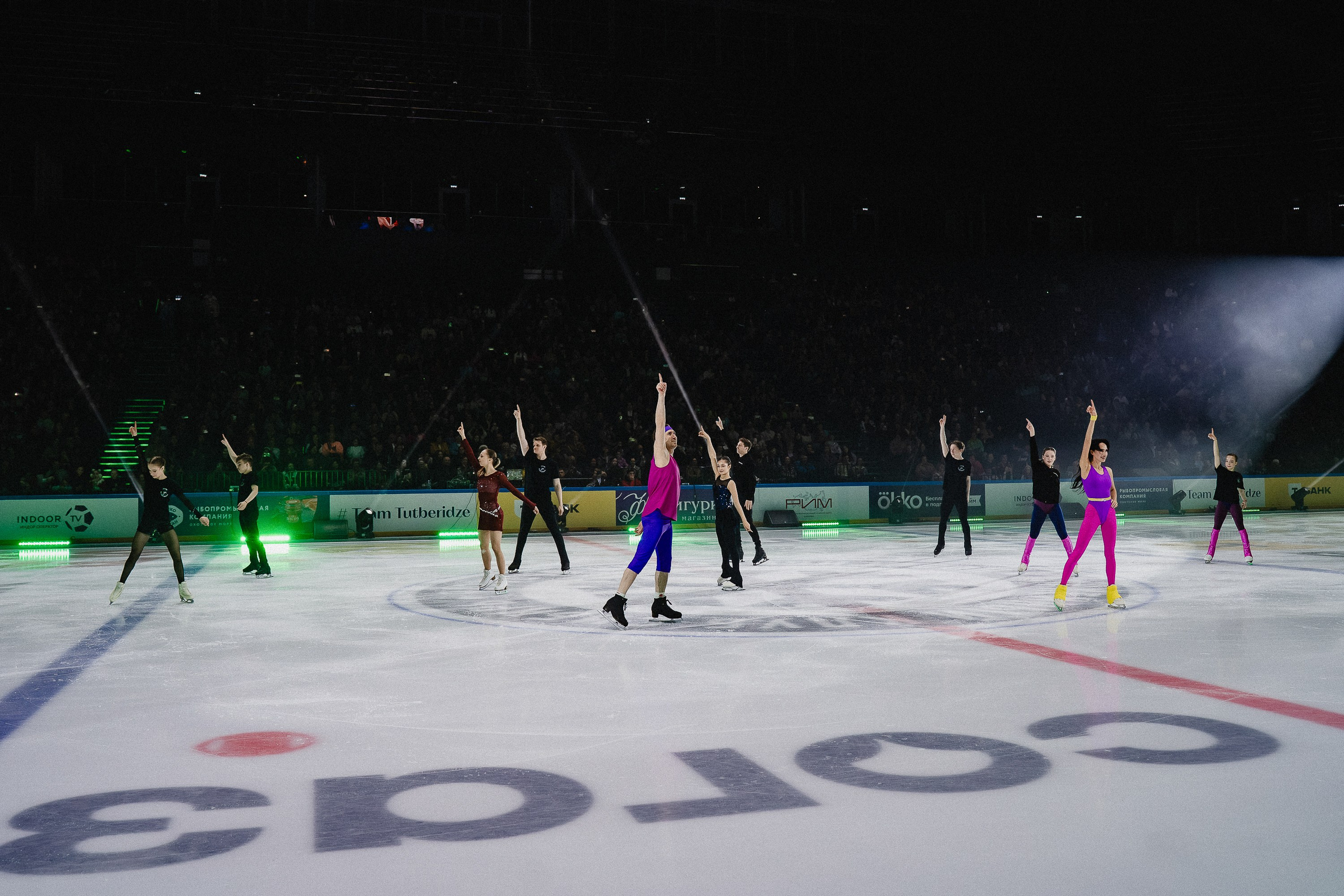 Шоу Этери Тутберидзе в Новосибирске. Воробьева Ксения — Спортивный и танцевальный фотограф Новосибирск