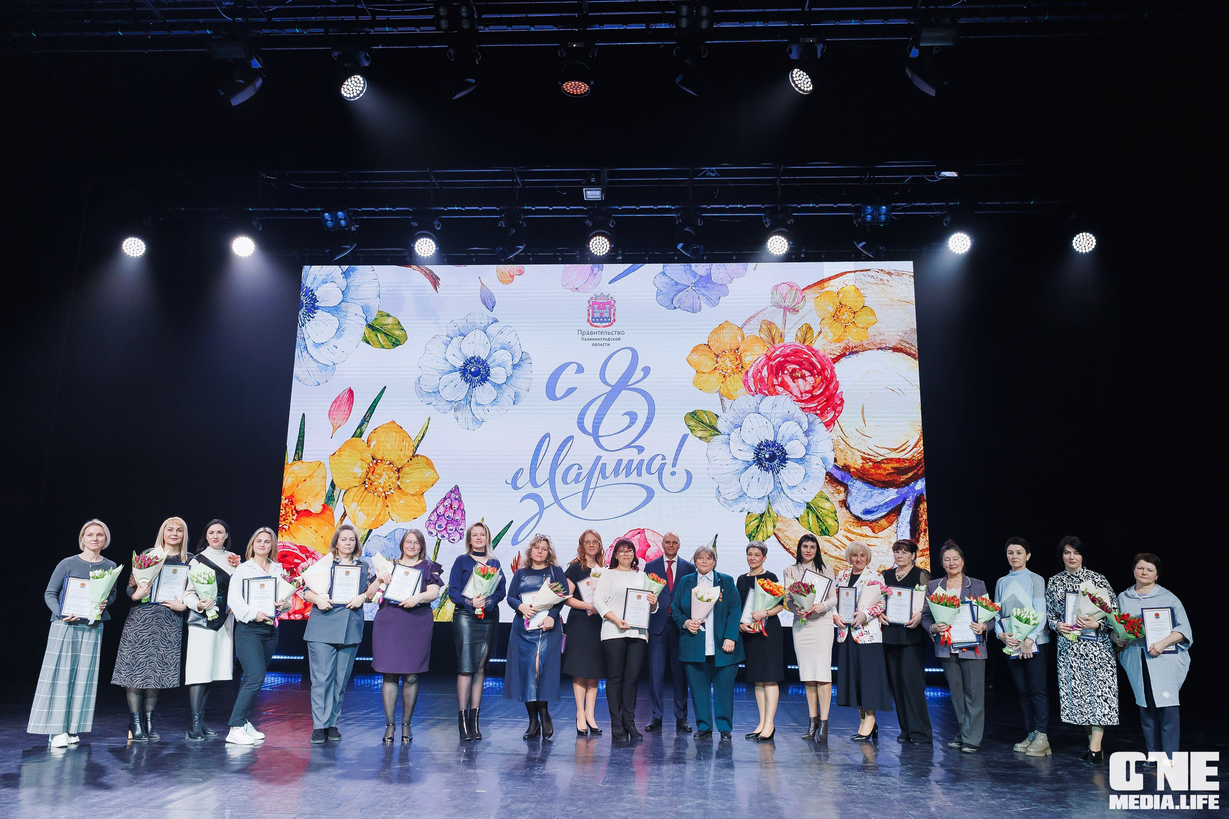 Фоторепортаж из Янтарь Холла. One Media Life: фоторепортажи, фотоотчеты с мероприятий и заведений