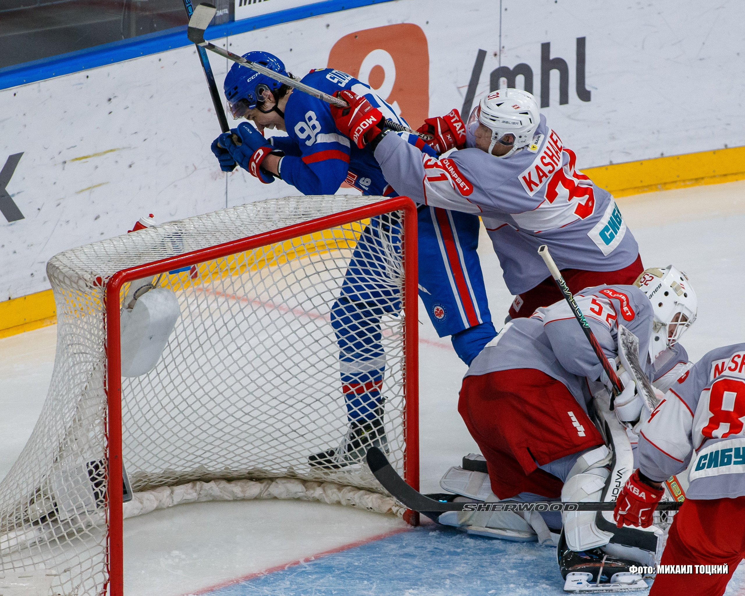 Фоторепортаж Финала Кубка Харламова. СКА-1946 (Санкт-Петербург) — МХК Спартак (Москва). Михаил Тоцкий портретный и репортажный фотограф в Москве