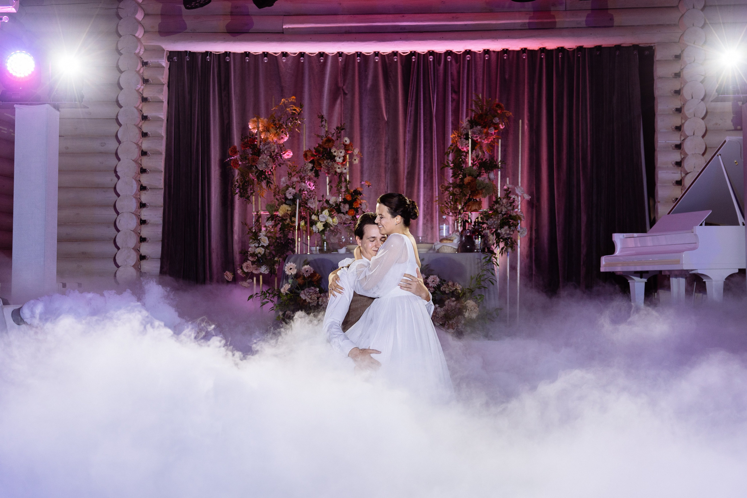 Свадьба Олега и Виктории в клубе «Ближняя дача»