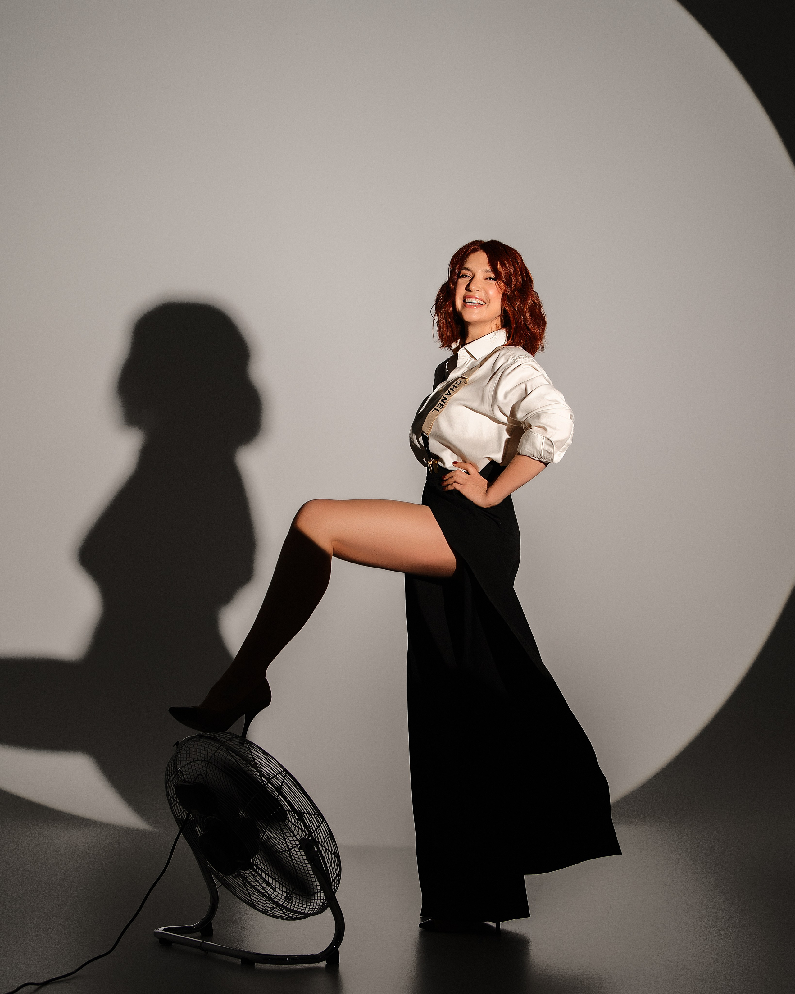 Фотосессия Виктории на циклораме. Женский фотограф в Москве Богдашкина Динара