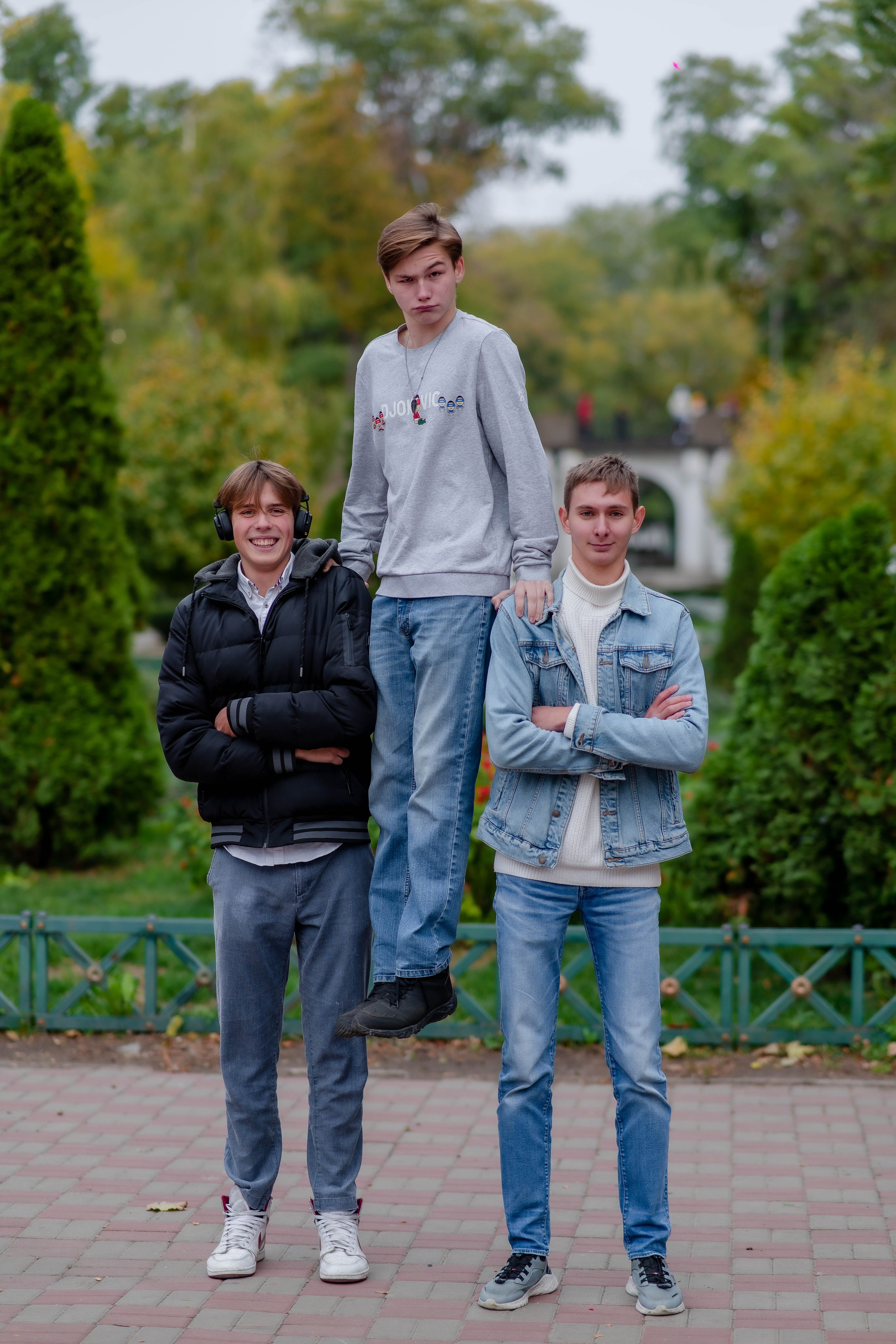 Выпускные (школьные) альбомы (книги) в Ростове-на-Дону. Современные Выпускные Альбомы в Ростове-на-Дону