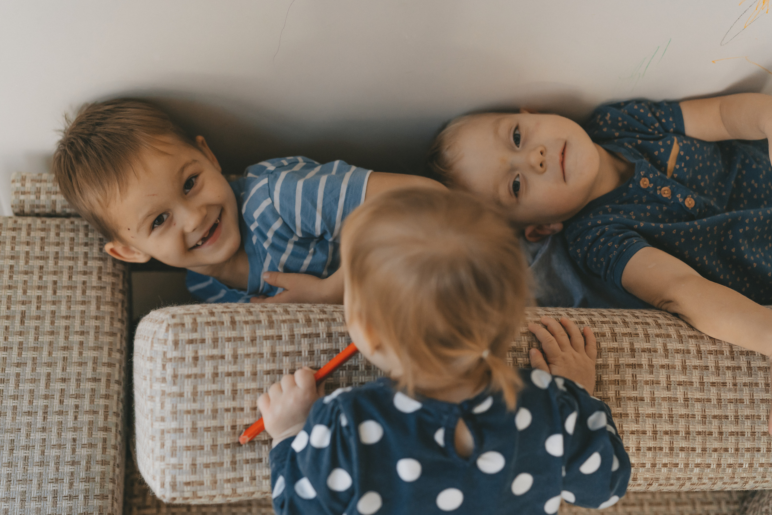 Прекрасная домашняя съёмка. Семейный Lifestyle фотограф г. Лабинск