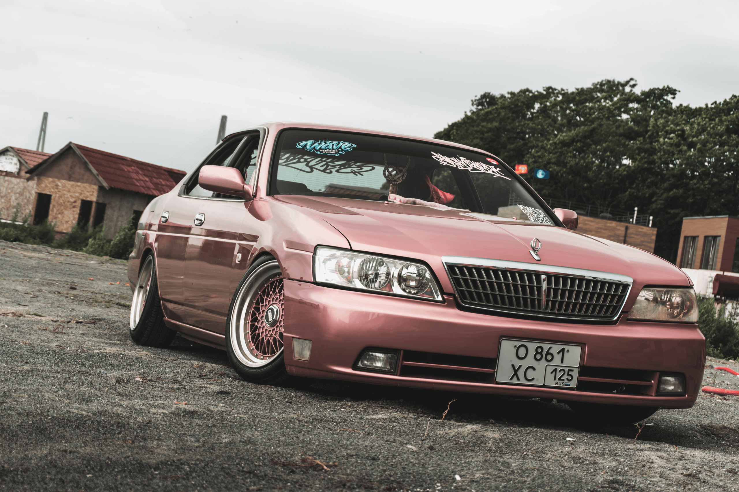 Nissan Laurel C35: на розовых движениях