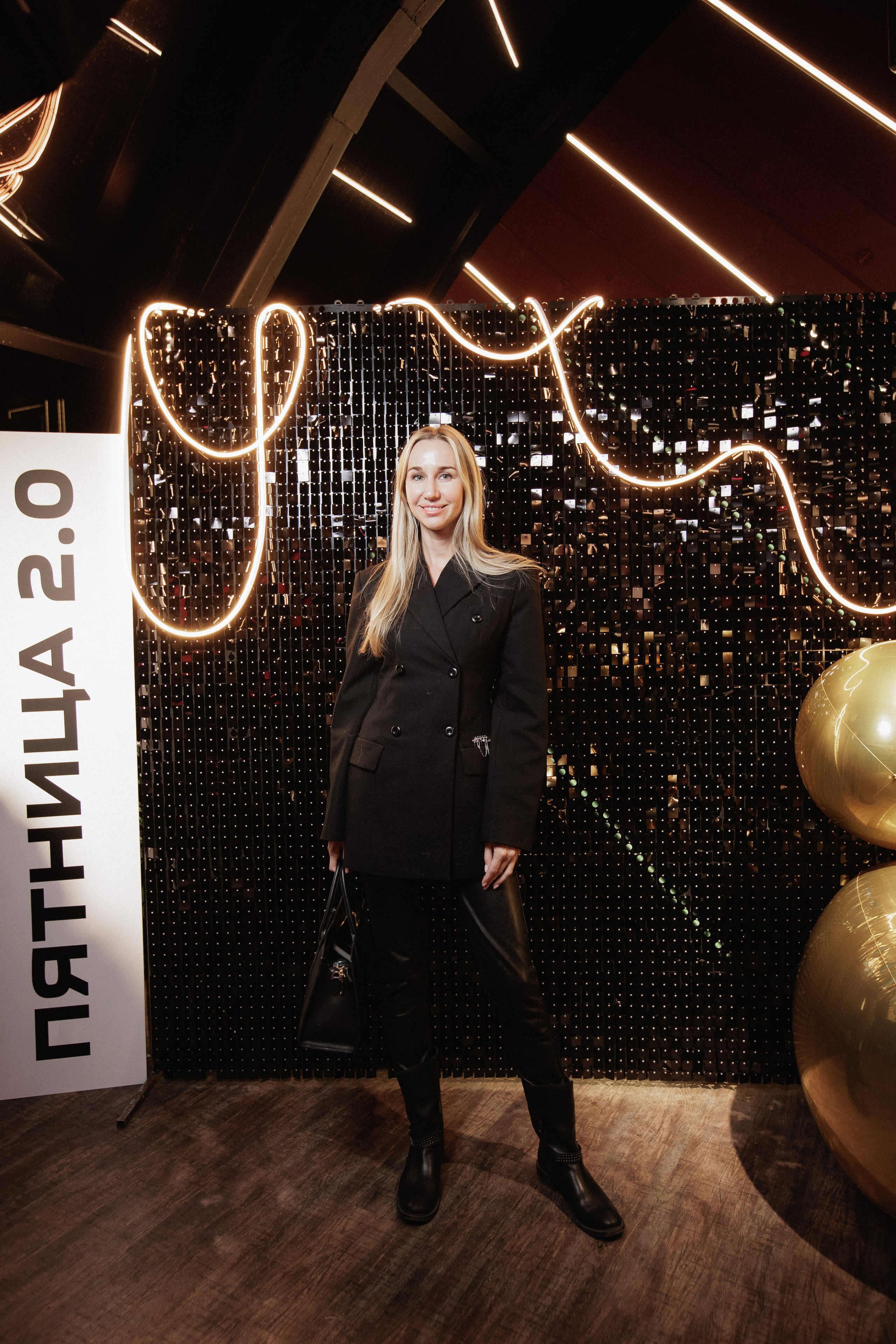 ПЯТНИЦА 2.0. СВОИ. ФОТООТЧЕТЫ-СОБЫТИЯ-МЕСТА