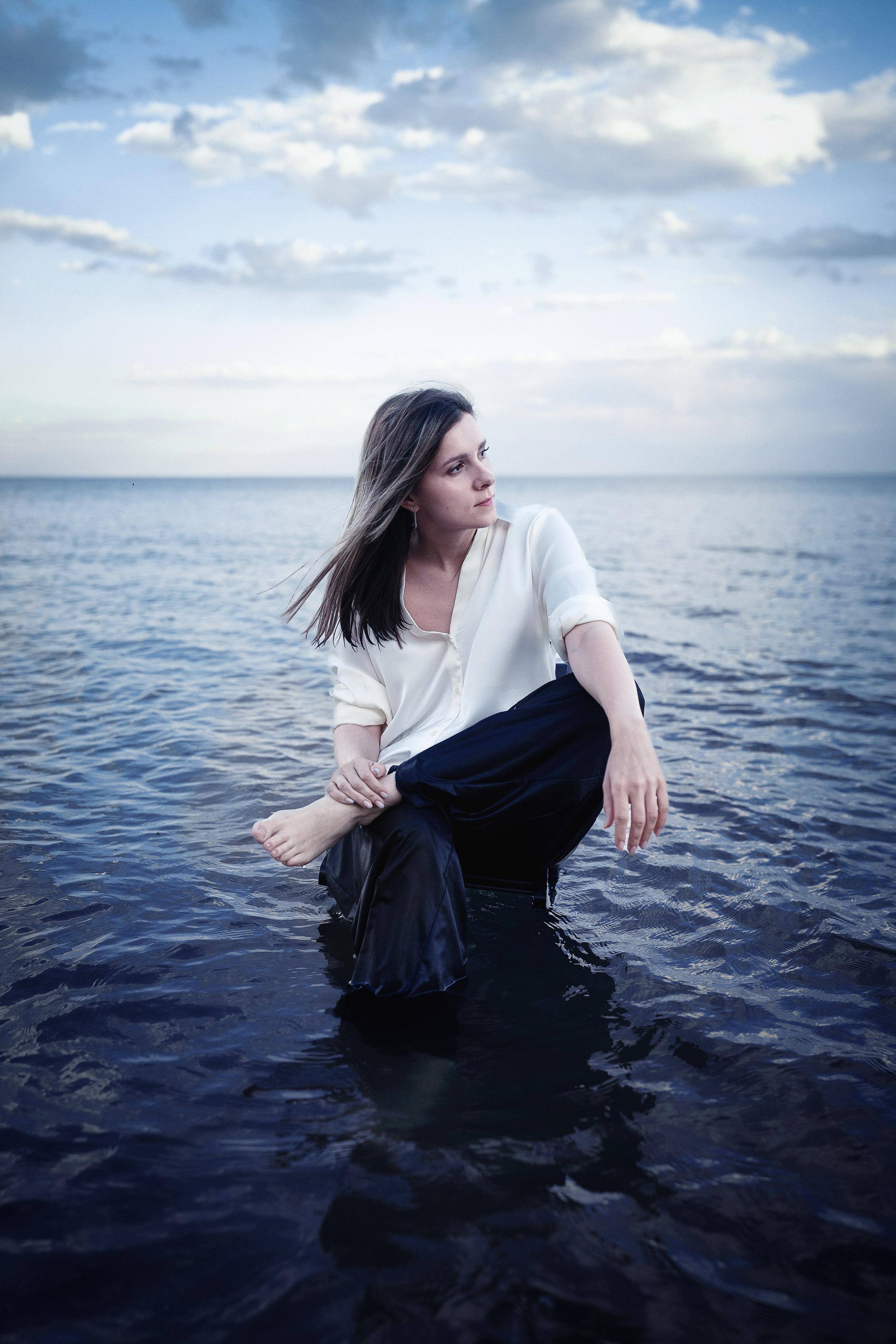 Контент-съёмка визажиста с философским посылом — одиночество, глубина, вдох