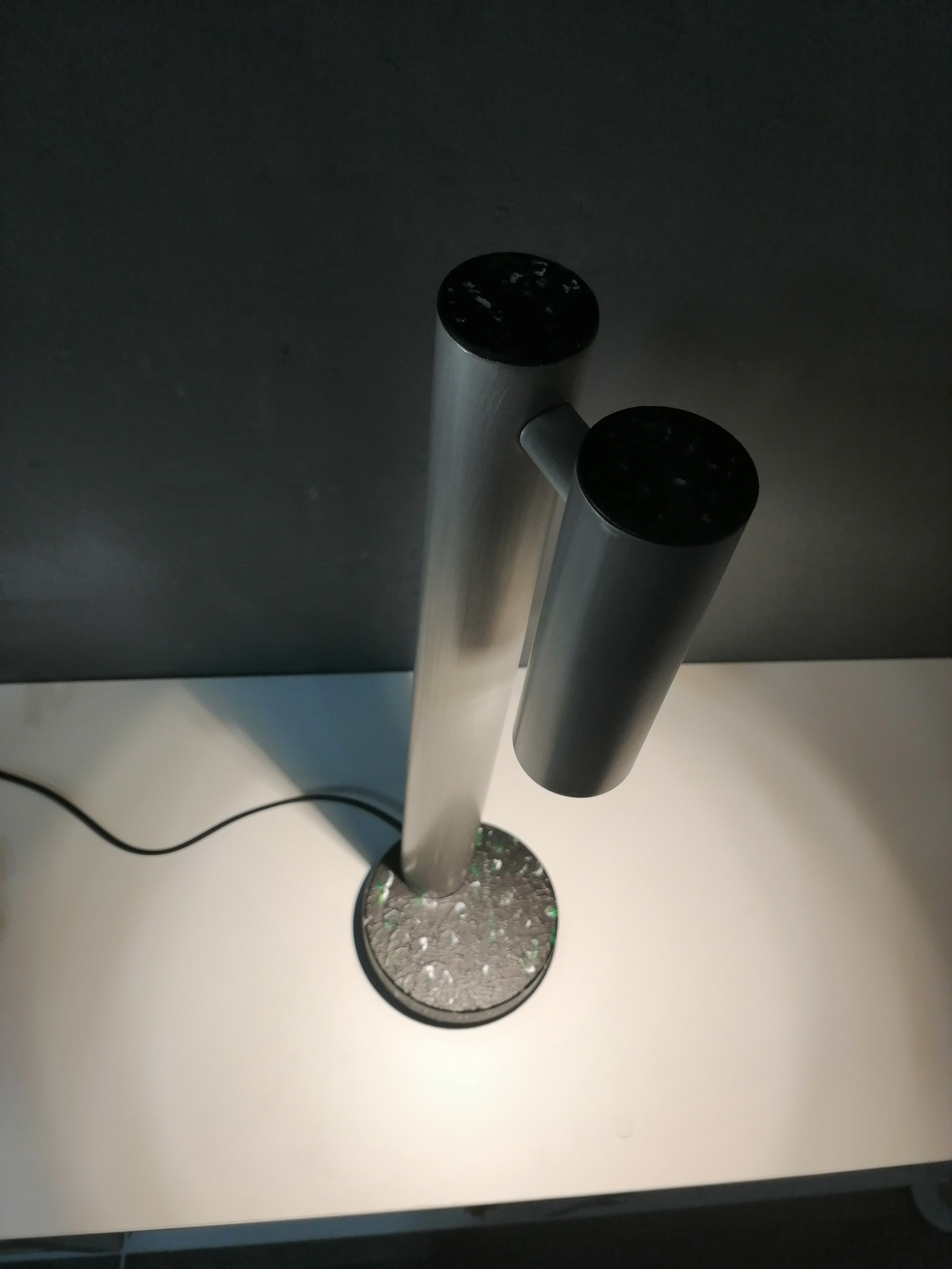 295_Black_white_green. Светильники Романа Скороходова