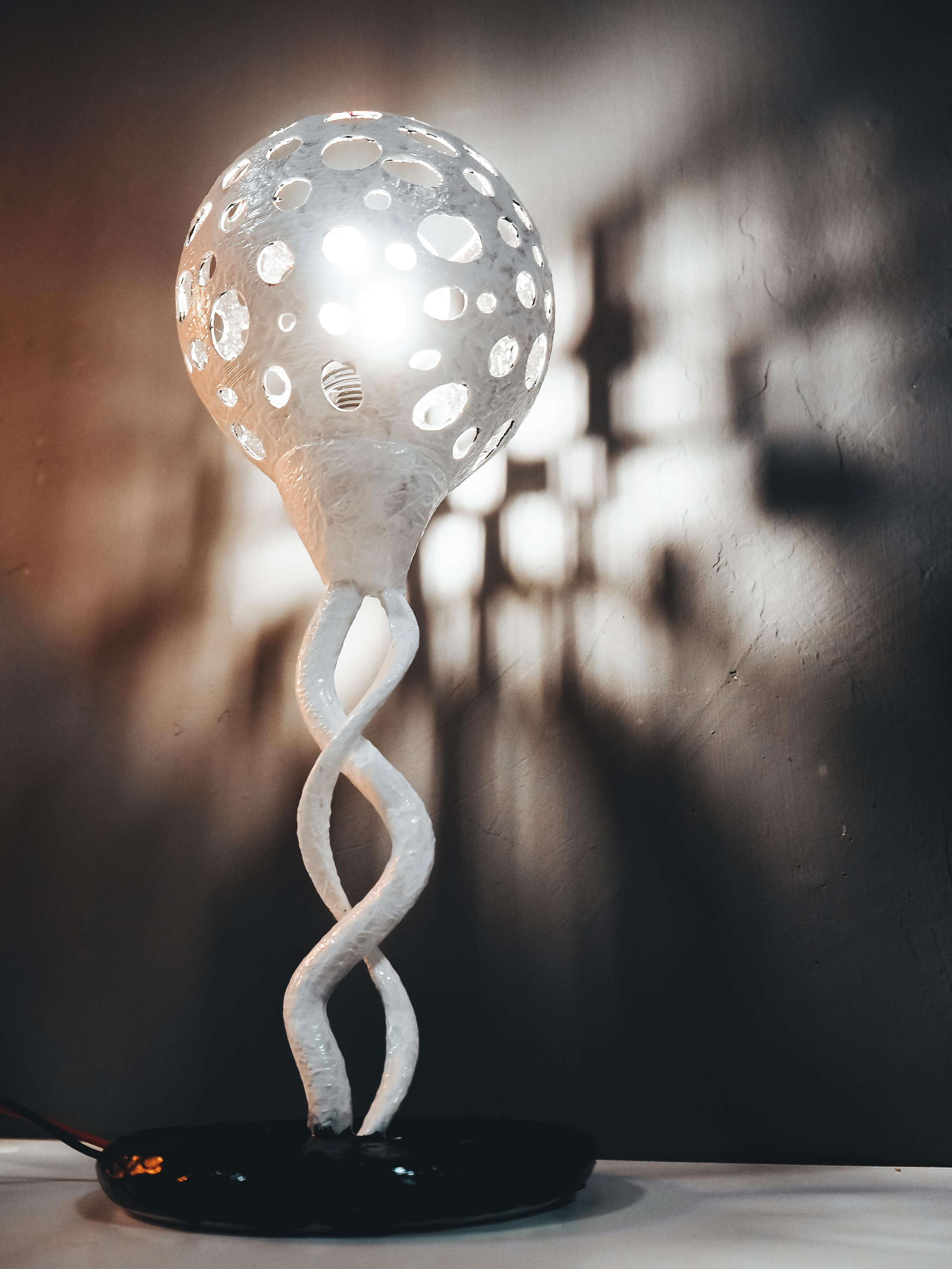 300_Alien`s flower. Светильники Романа Скороходова