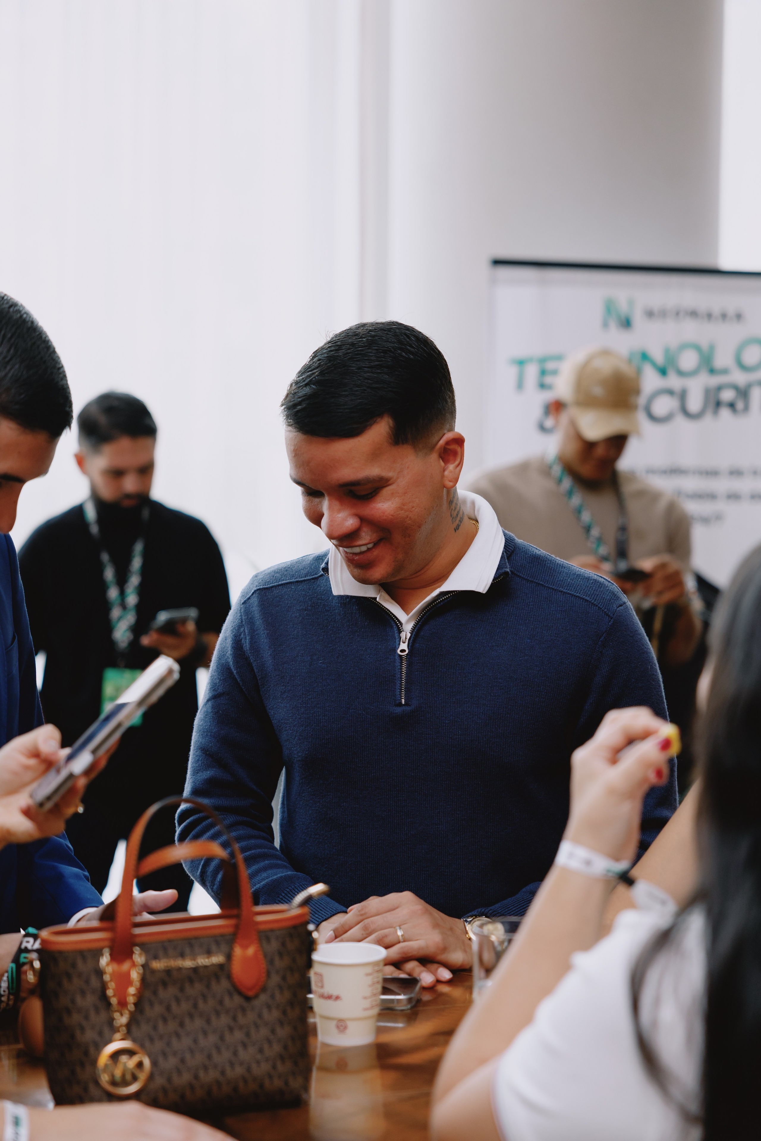 TRADERS DAY By NeomAAA Medellin. NeomAAA Funds Gallery