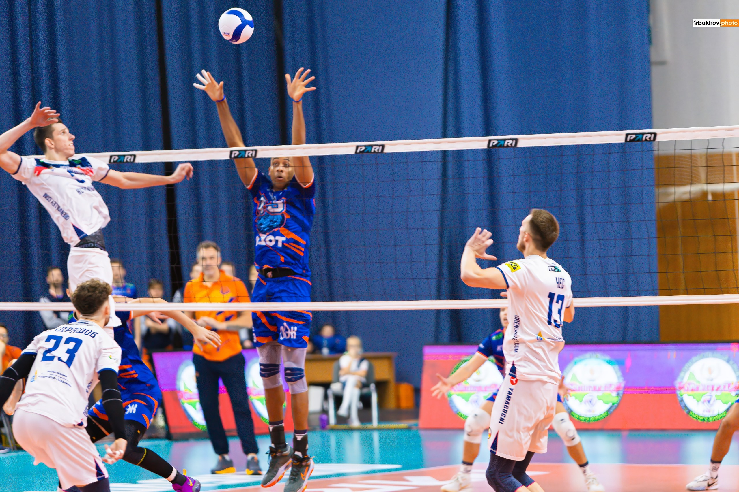 06.11 Волейбол. Нефтяник-Кузбасс. Команда специалистов в мире фотографии и видео. Детский фотограф, семейный фотограф
